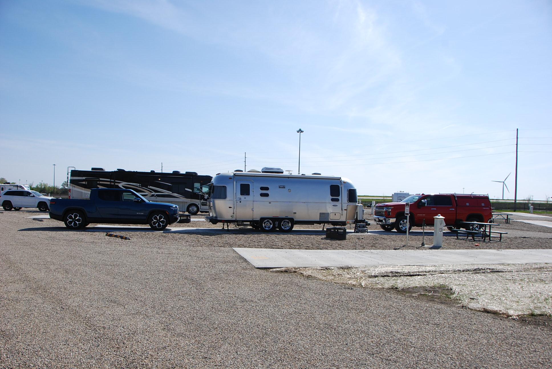 Rivian R1T R1S Took Factory Delivery! dsc_0338-
