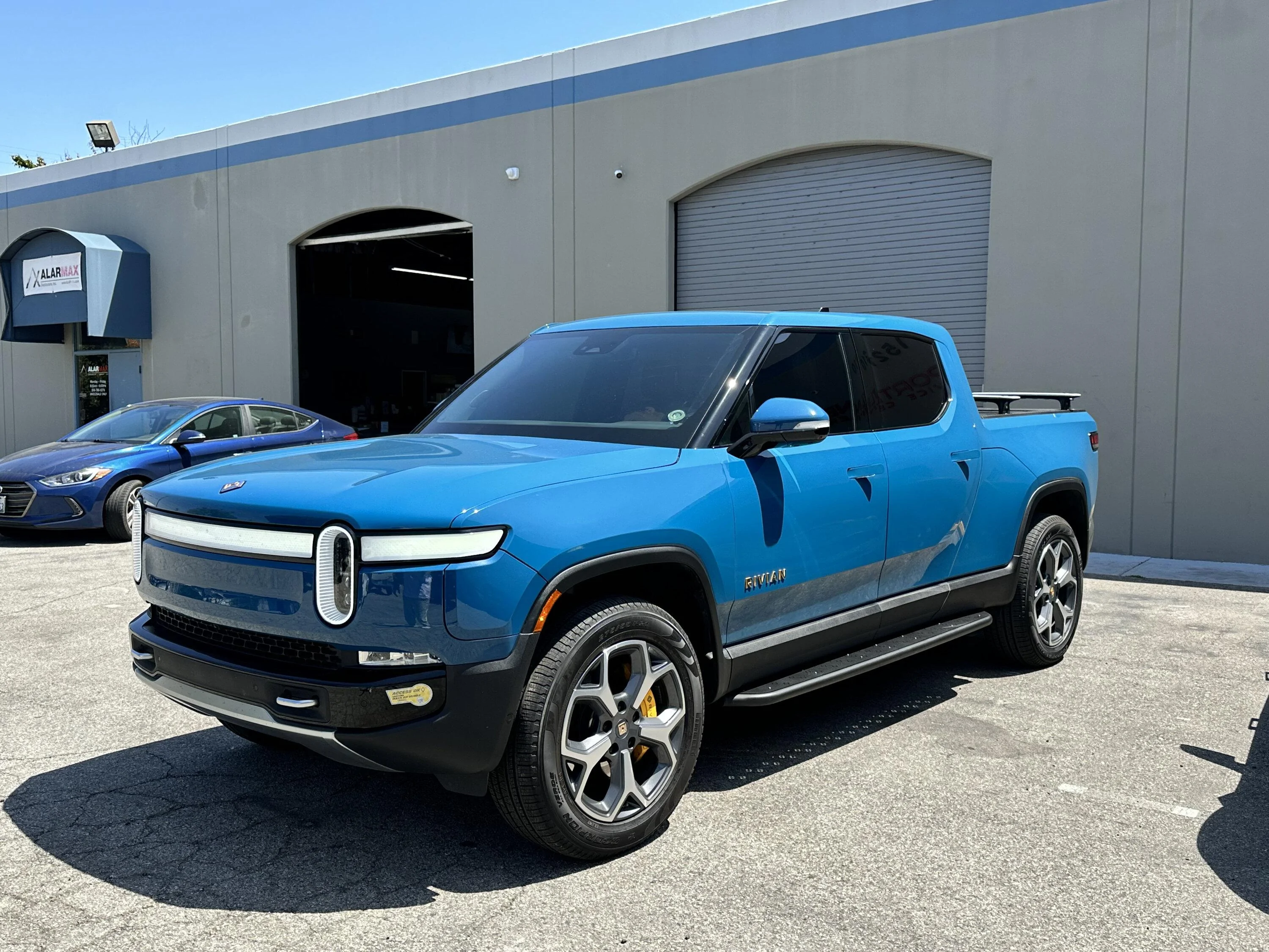 Rivian R1T R1S Love my new 1EV RMaxx Step Running Boards - Installed Pics and Review IMG_1632