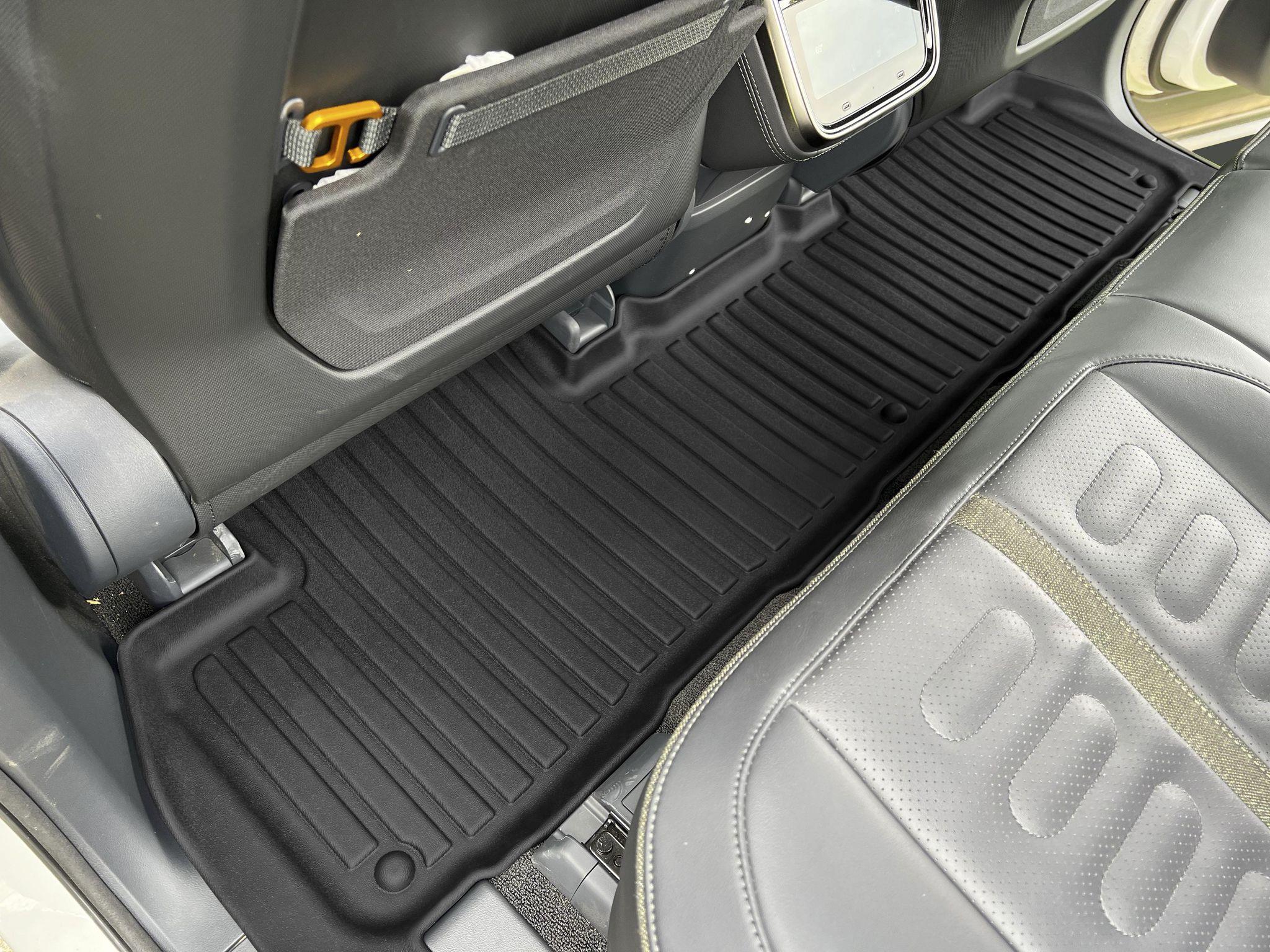 Rivian R1T R1S LinerX Floormats (All Three Rows) & Cargomat Liners (R1S/R1T) 342931730_3069687613337660_4630074968385786226_n