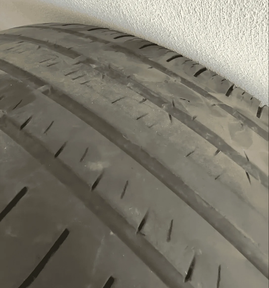 Rivian R1T R1S F/S: 21" Wheels for spares Screenshot 2023-04-30 at 9.59.33 AM