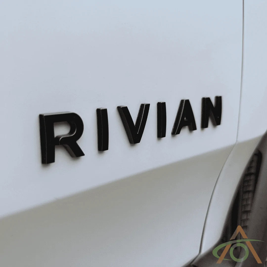 Side Emblem all black.png