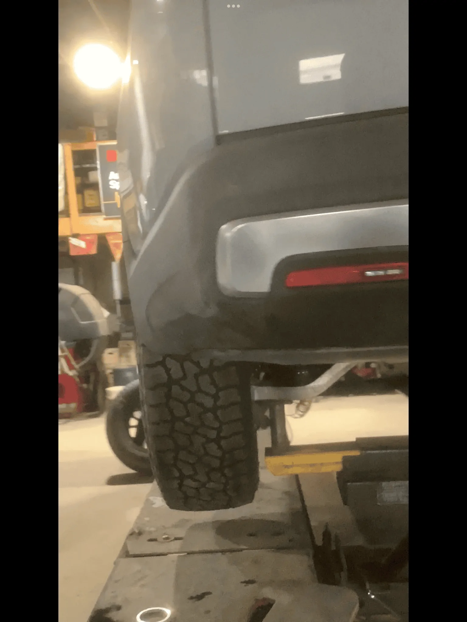 Rivian R1T R1S Falken Wildpeak AT3W (285/65/20) installed IMG_3650
