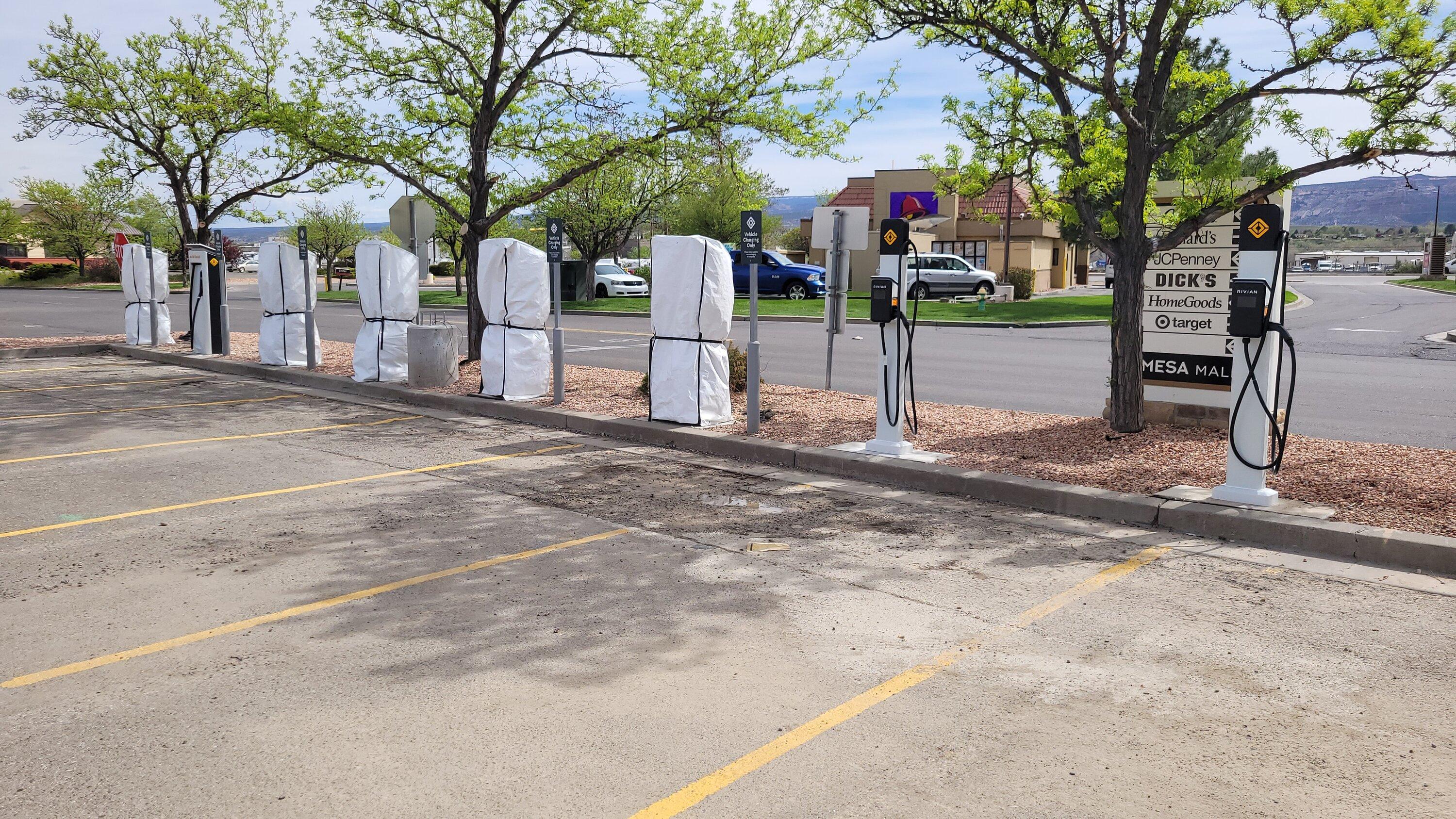 Rivian R1T R1S RAN Rivian Charging Stations Locations Map via Google Maps 20230502_155158