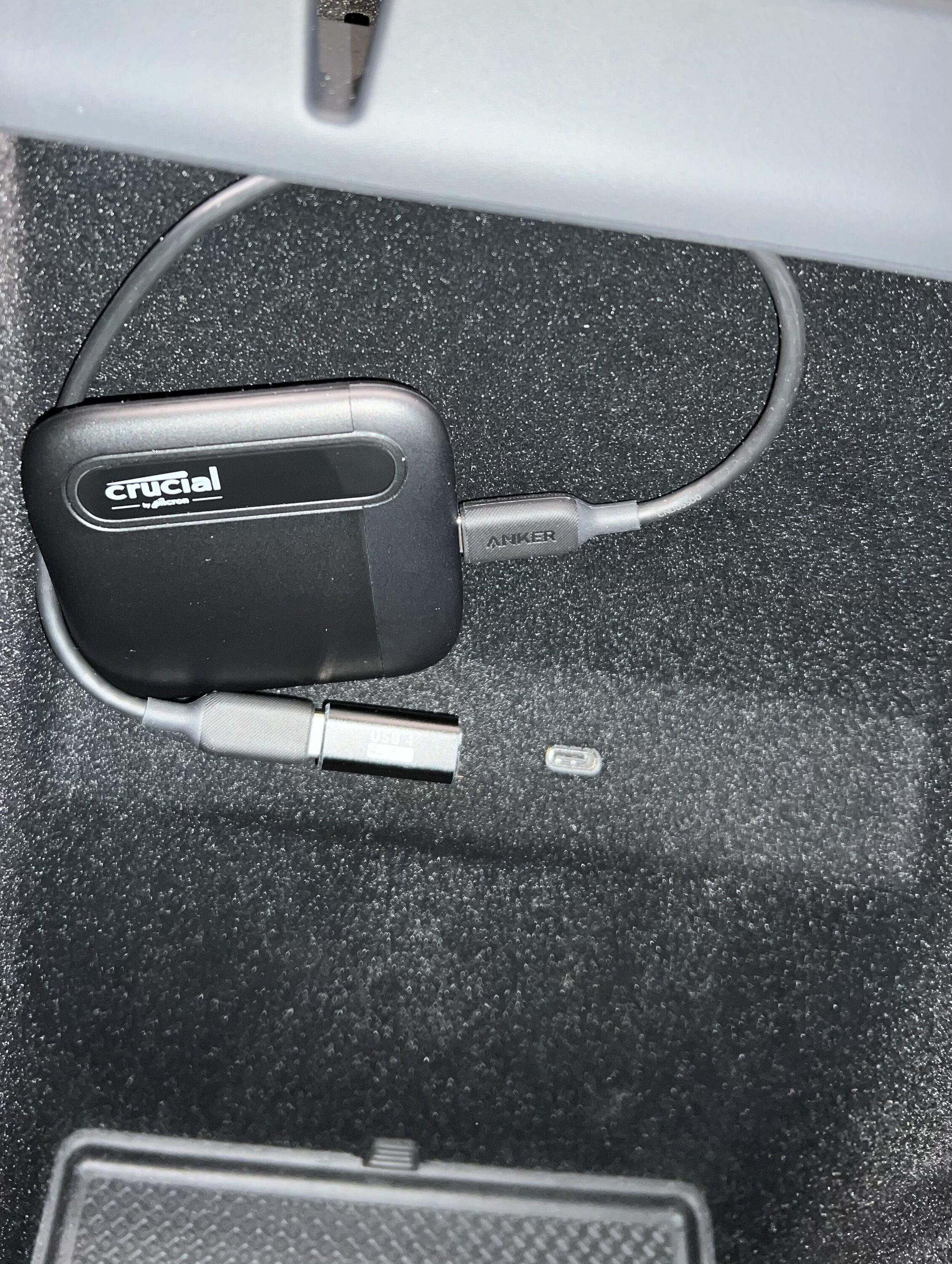Rivian R1T R1S Show off your dashcam memory card install 4103656D-C3BD-47BD-A6E5-849FD23ABFD0