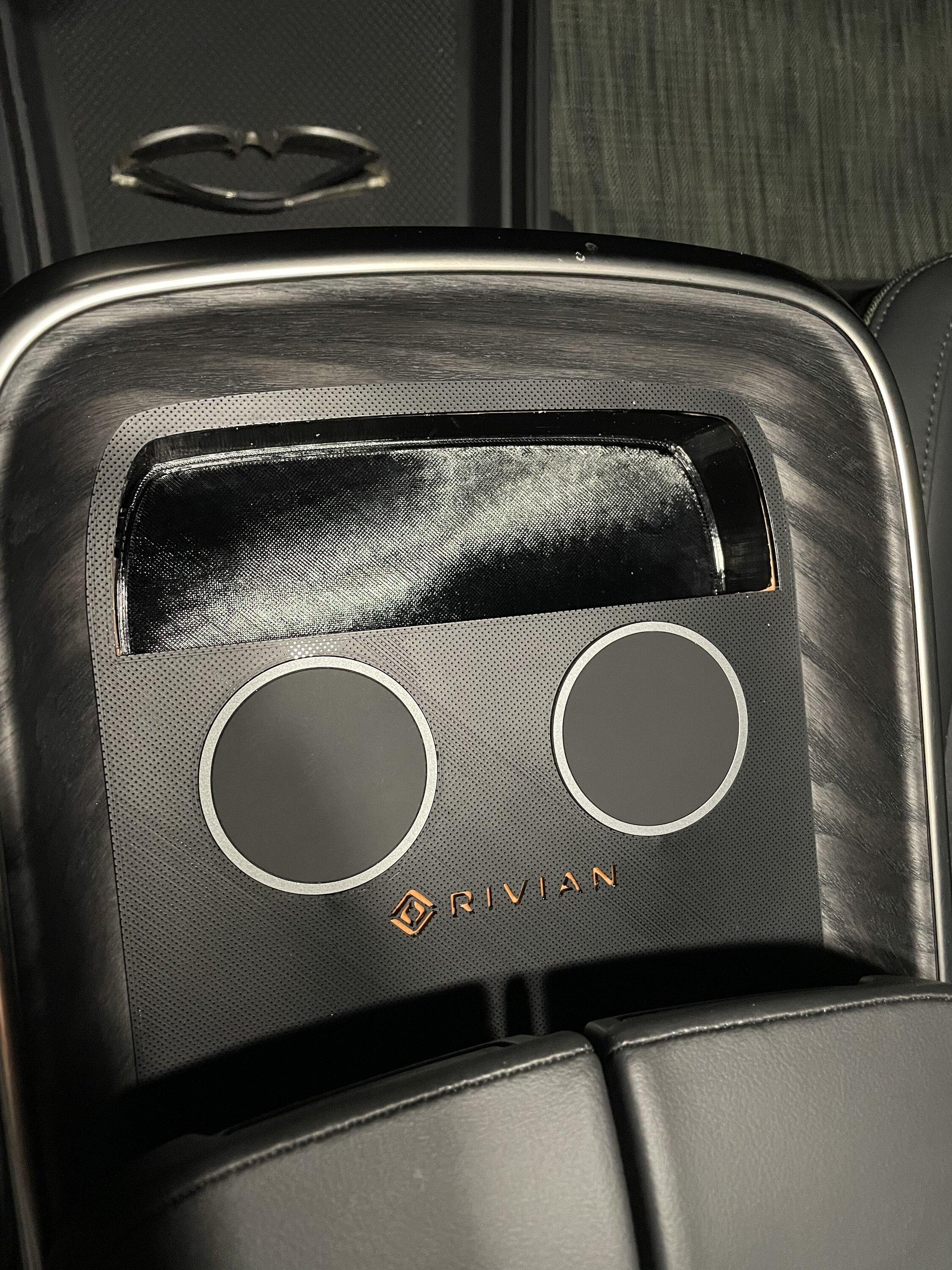 Rivian R1T R1S NEW - RIVIPARTS Ultimate MagSafe Charging Pad Kit B4326116-0461-467C-B393-C38ED7DA363D