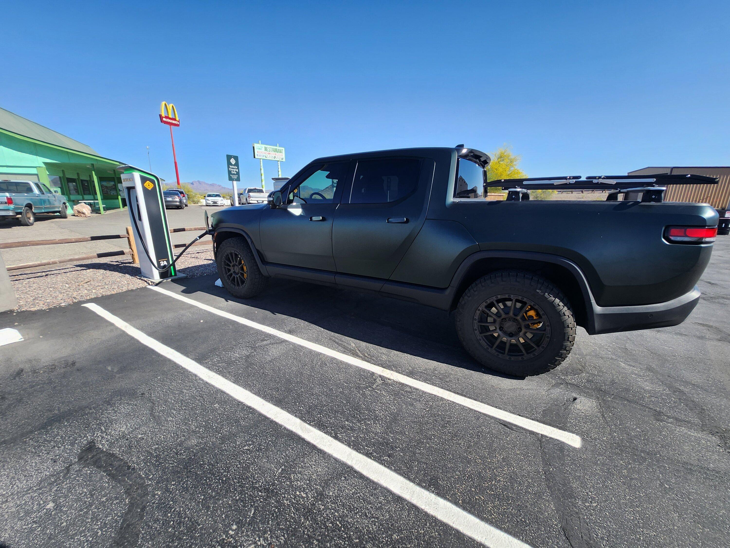 Rivian R1T R1S RAN Rivian Charging Stations Locations Map via Google Maps 20230428_161250