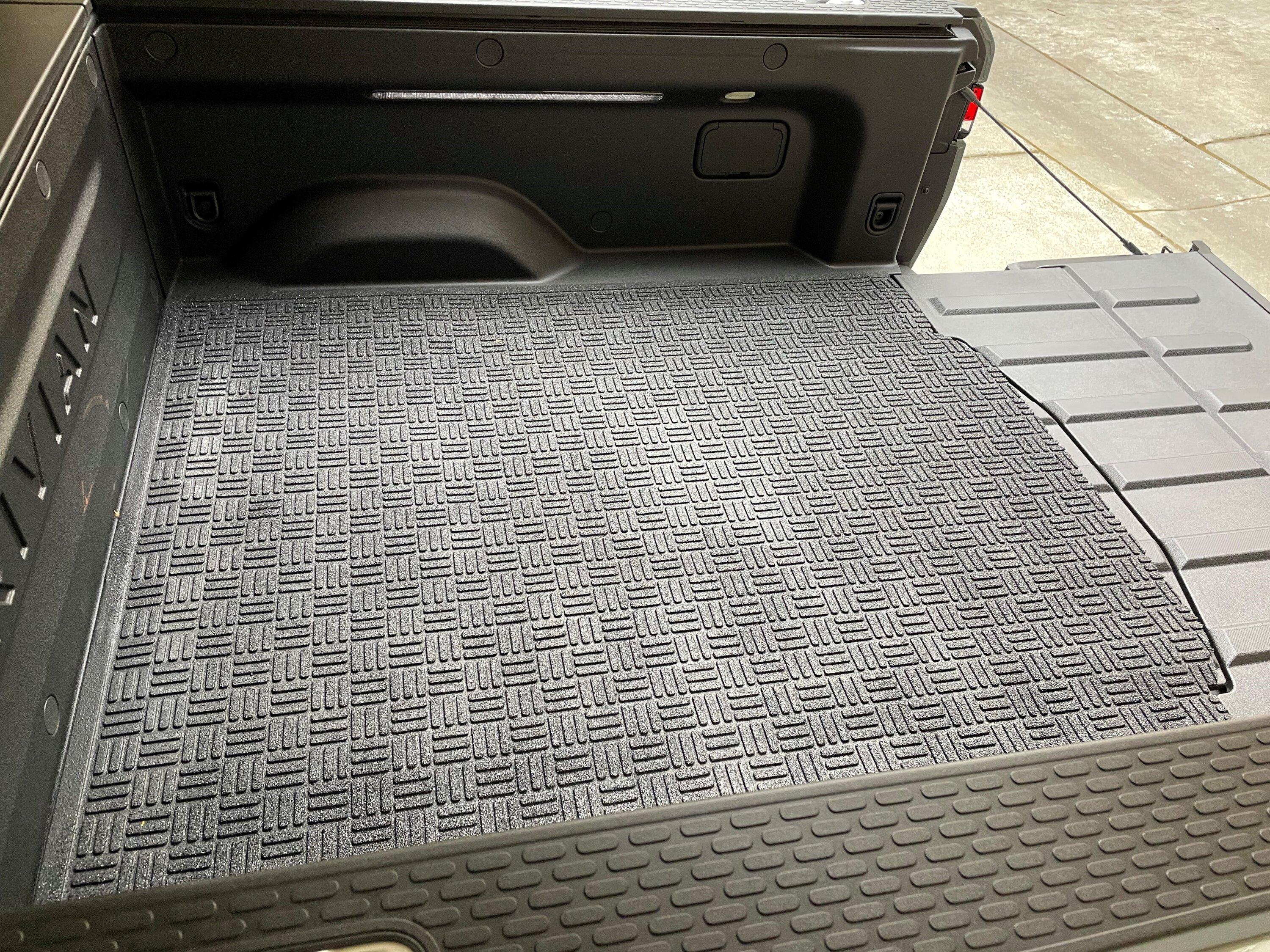 Rivian R1T R1S Jebinc’s rubber bed liner mod mat