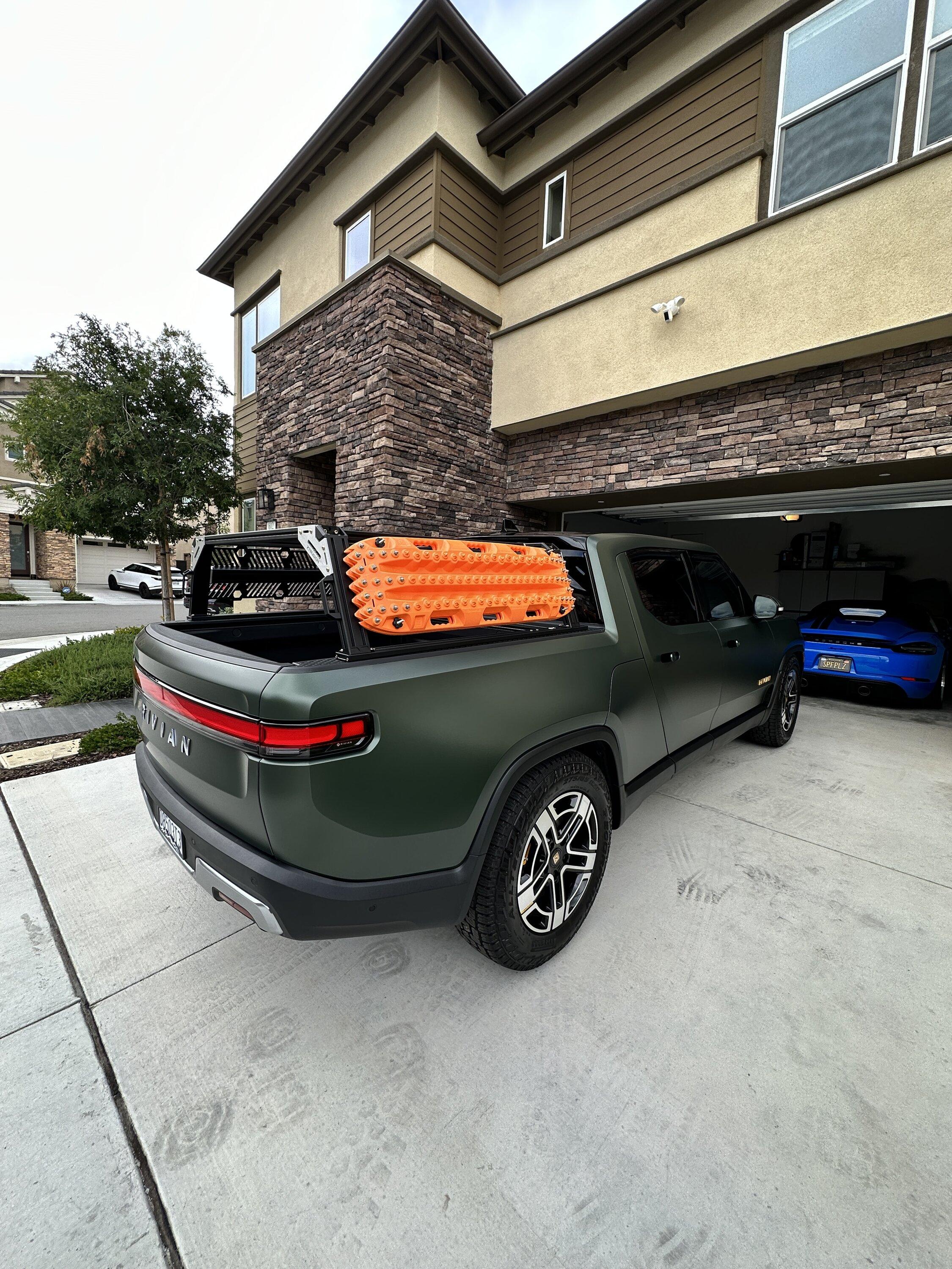 Rivian R1T R1S Bed Rack options from Xtrusion Overland IMG_1543