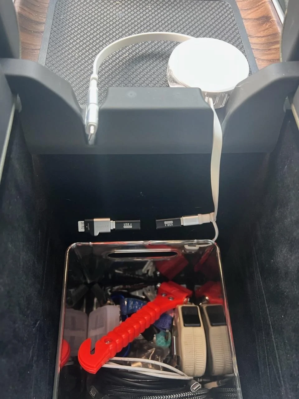 Rivian R1T R1S Show off your dashcam memory card install IMG_5754