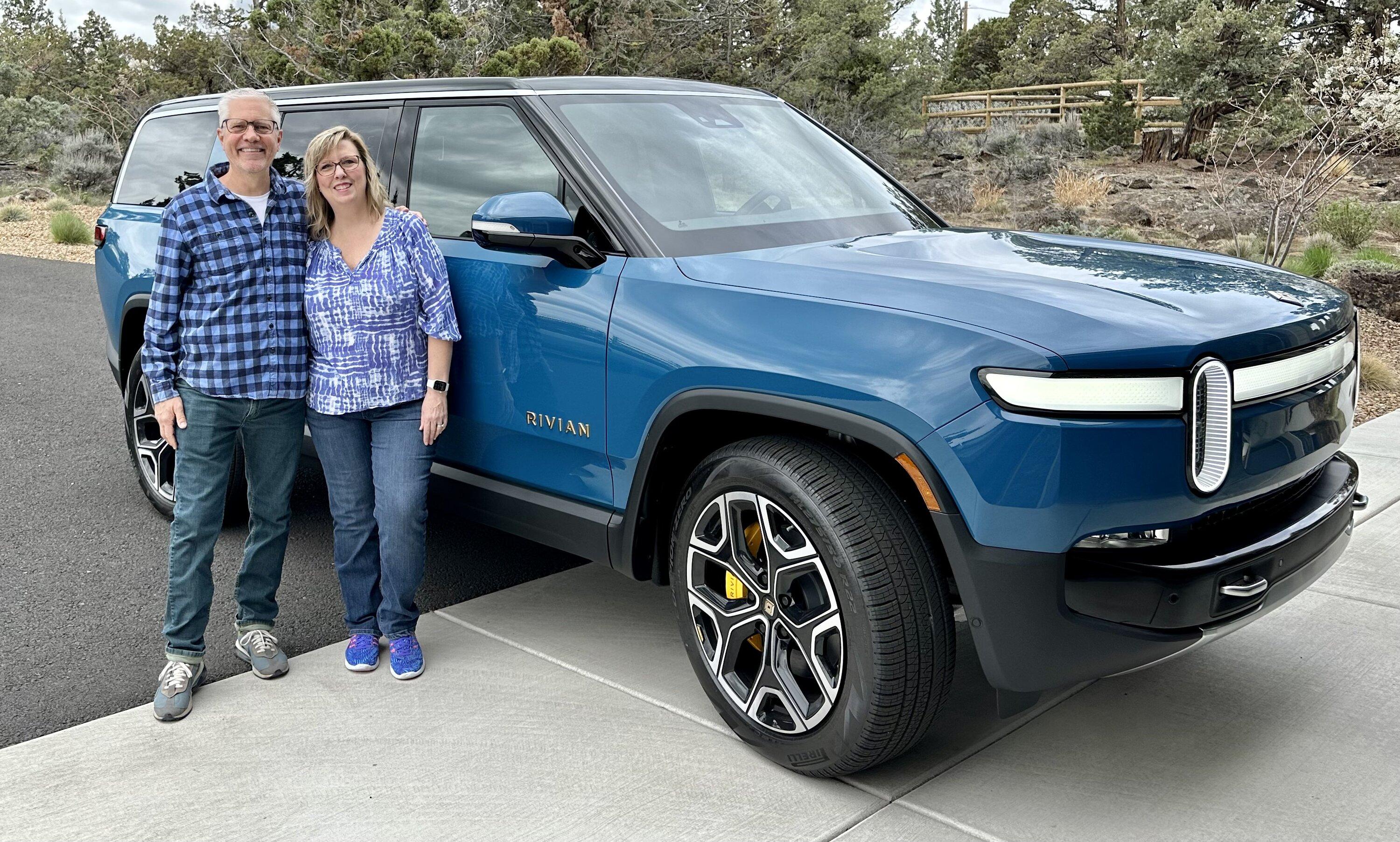 Rivian R1T R1S What's so $pecial About "Rivian Blue" IMG_4251