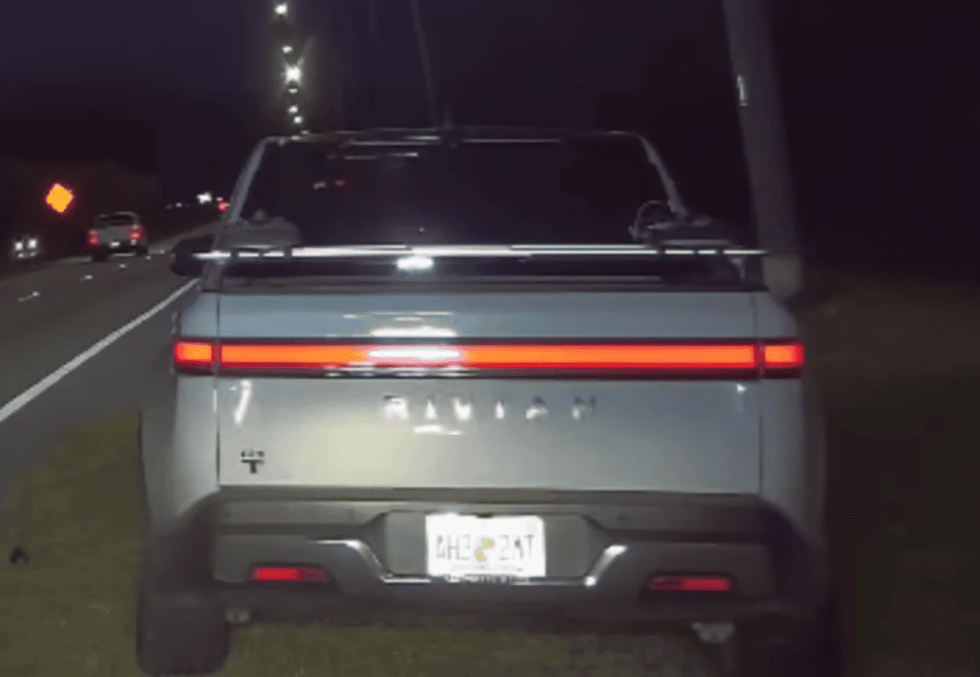 Rivian R1T R1S Stay classy Rivian drivers. Screenshot_20230506-070450