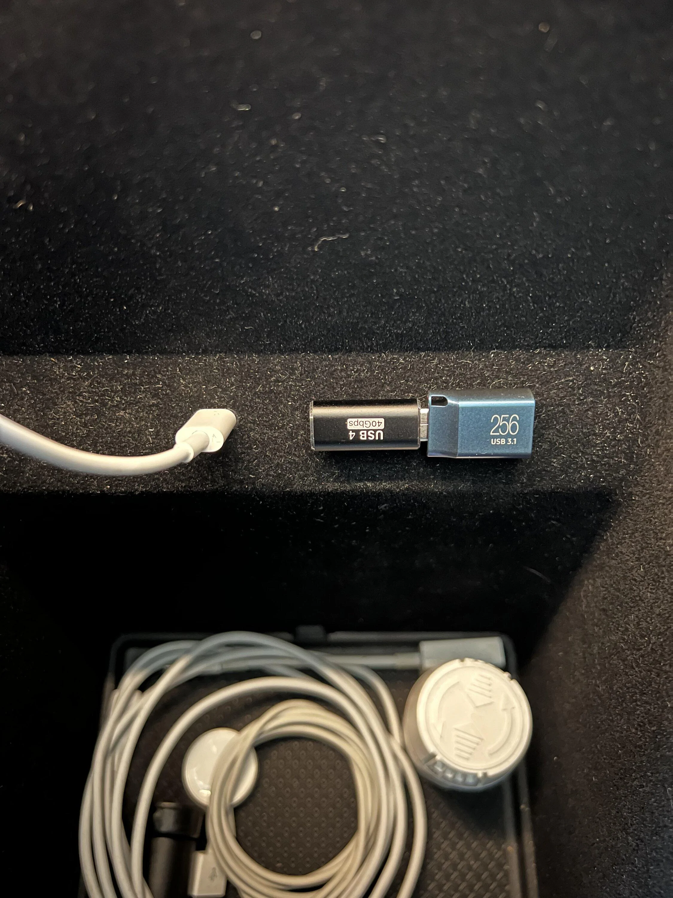 Rivian R1T R1S Show off your dashcam memory card install IMG_2990