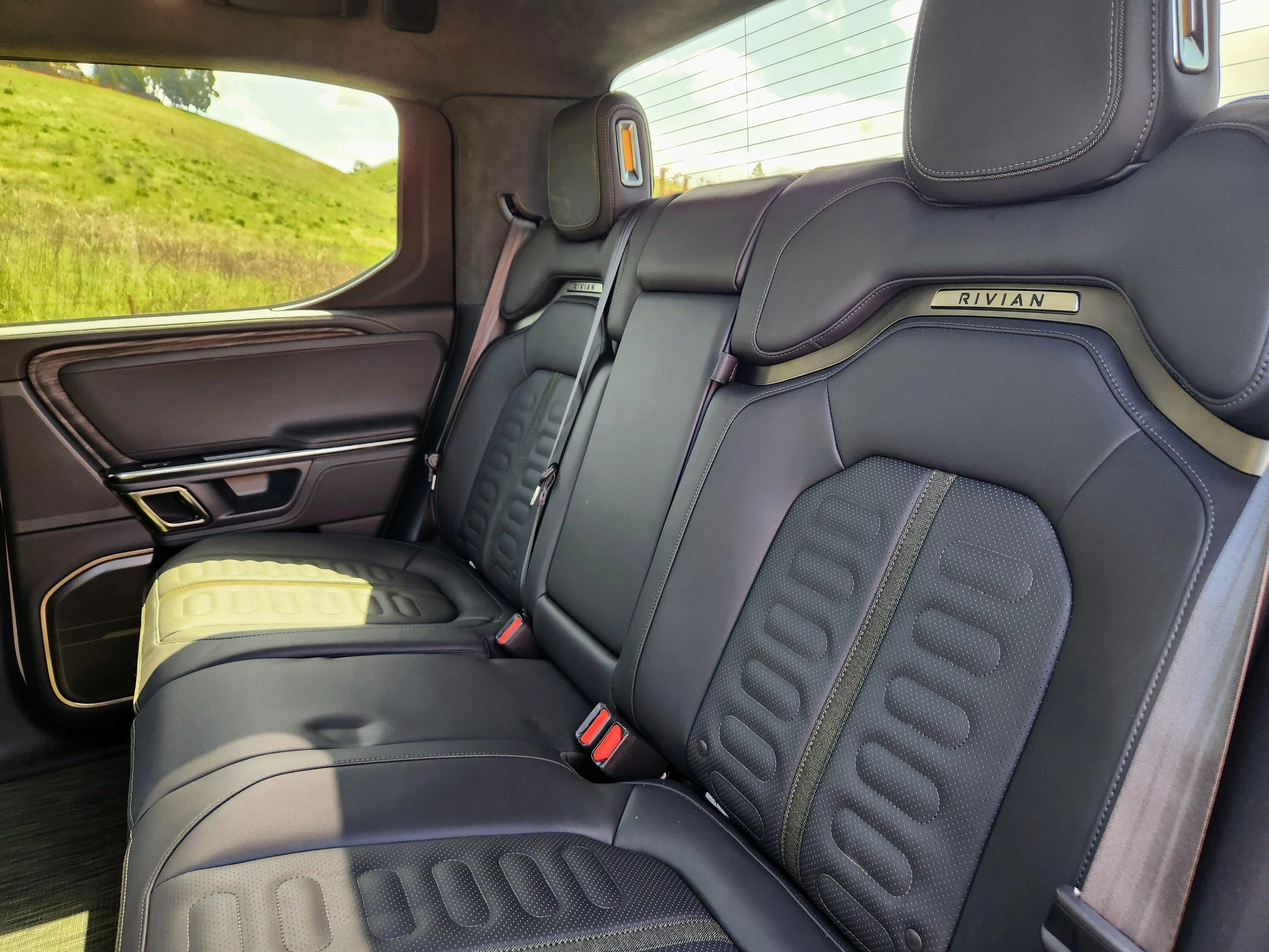 Rivian R1T R1S 2022 R1t 20230507_104533