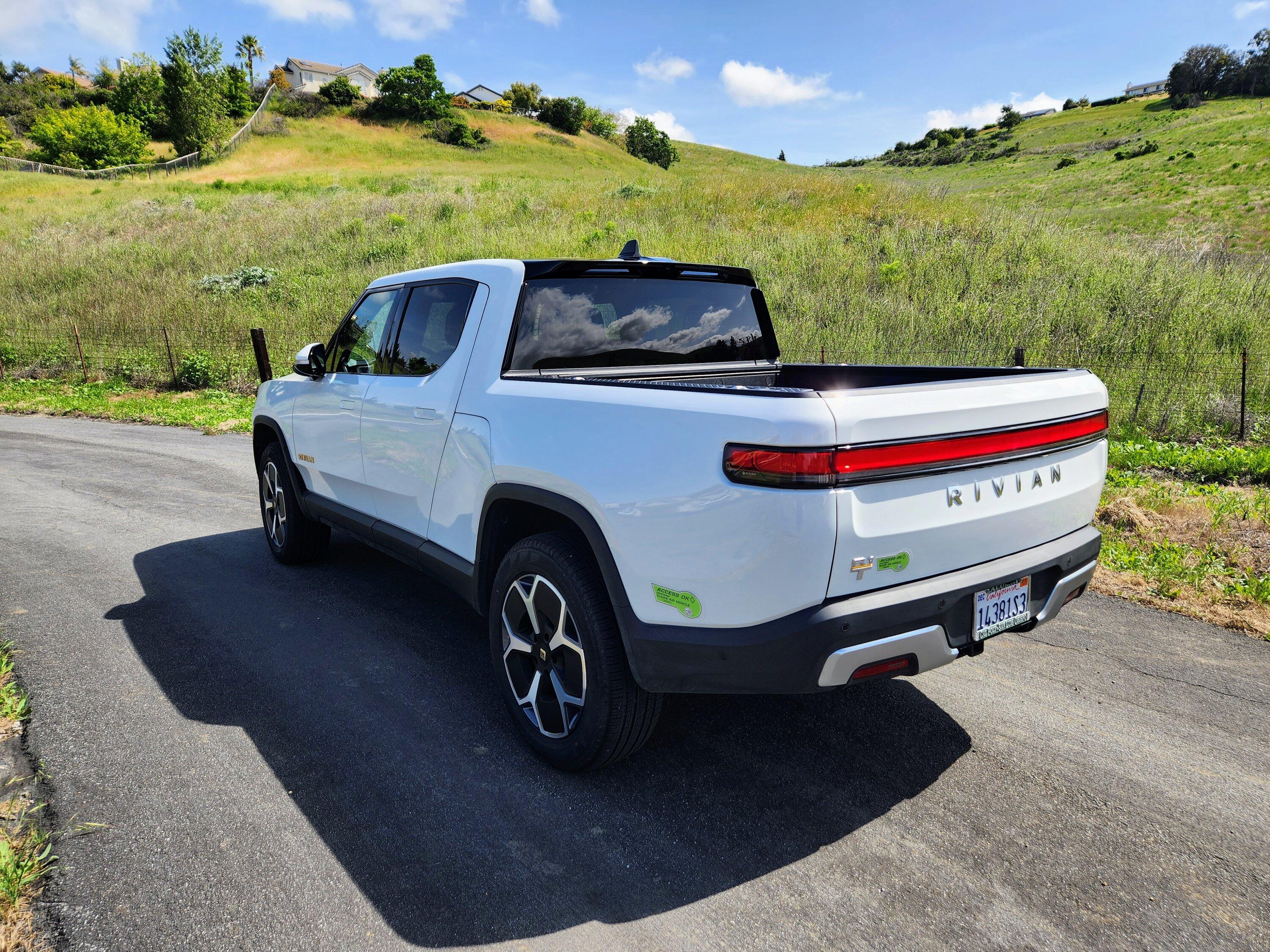 Rivian R1T R1S 2022 R1t 20230507_104328