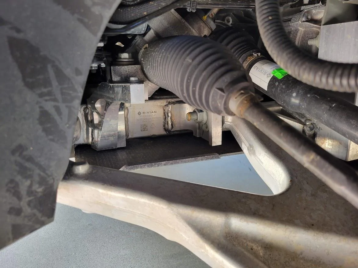 Rivian R1T R1S Anyone know when Rivian switched to the new "front" subframe?*edit* 20230507_133540