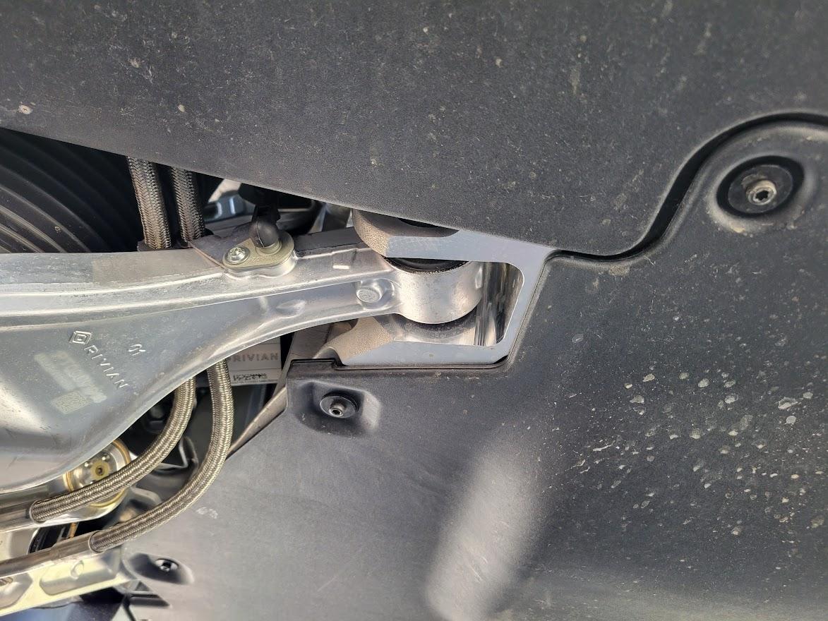 Rivian R1T R1S Anyone know when Rivian switched to the new "front" subframe?*edit* 20230507_133035