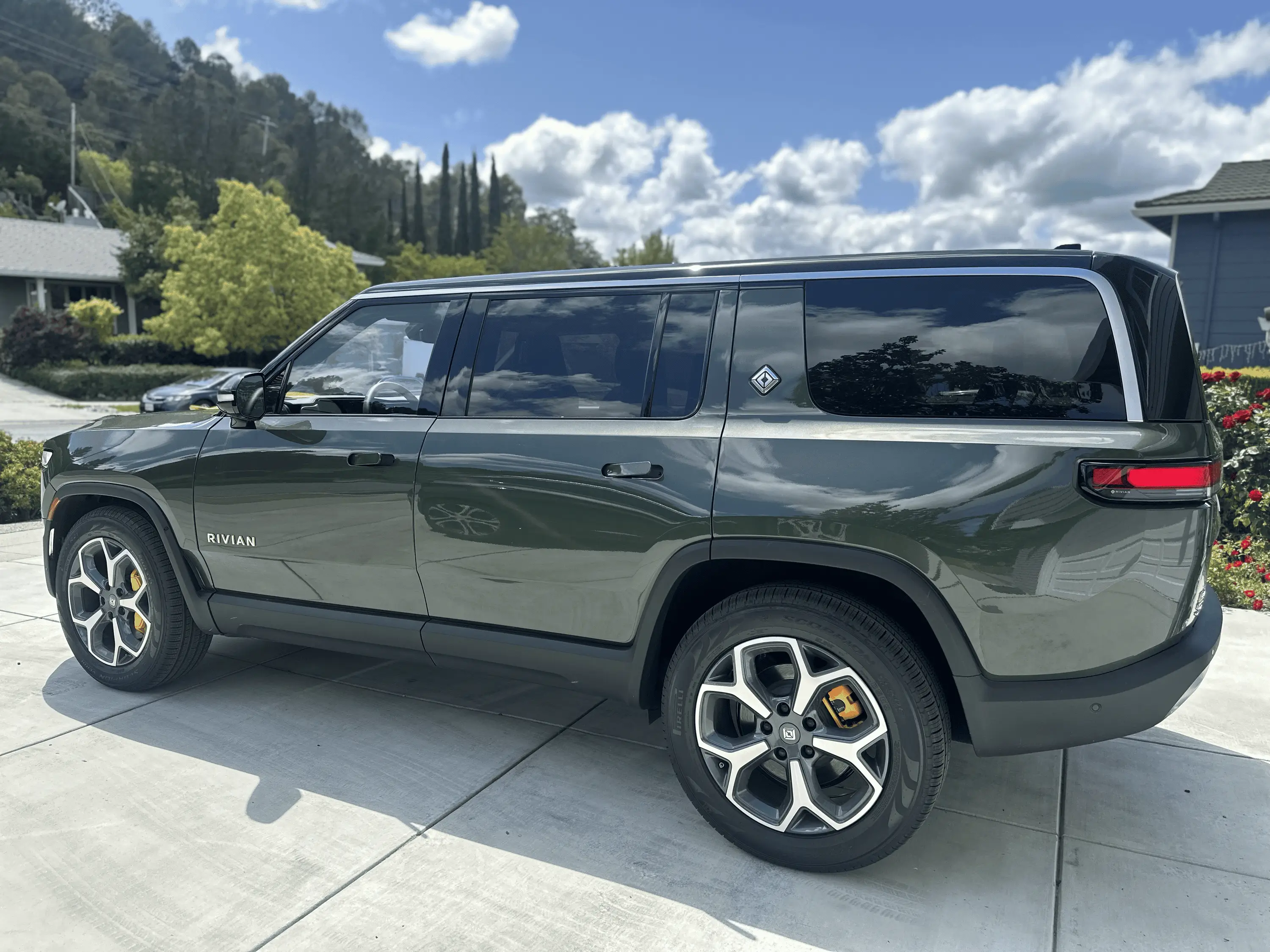 Rivian R1T R1S My Rivian R1S Journal - Journey, Delivery, Experience and Review tempImageeH5DzF