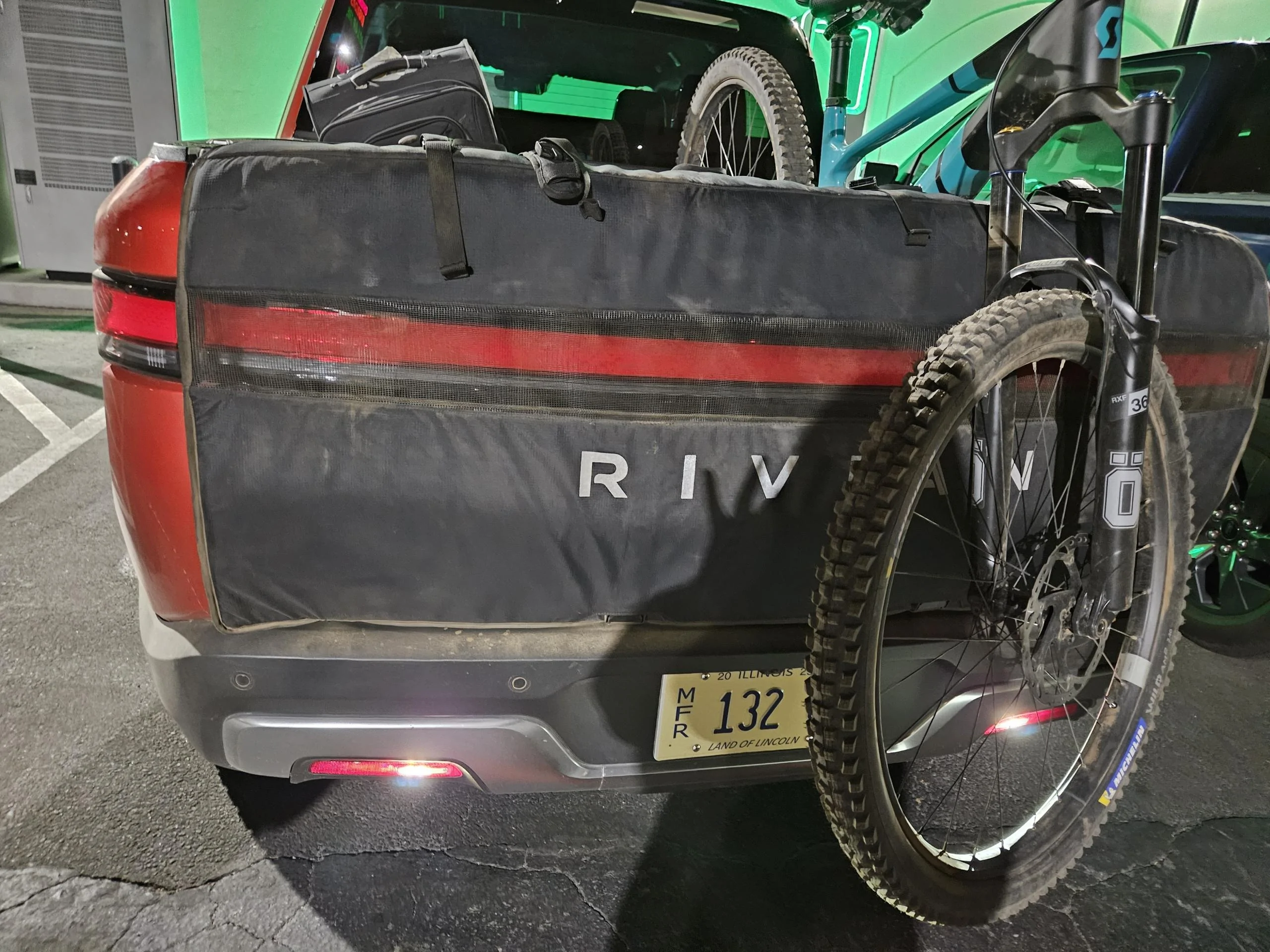 Rivian R1T R1S Official Rivian Bike Pad for R1T Tailgate - First Look! ?‍♀️ (updated w/ photos in use) Resized_20230428_224343_709022151309945