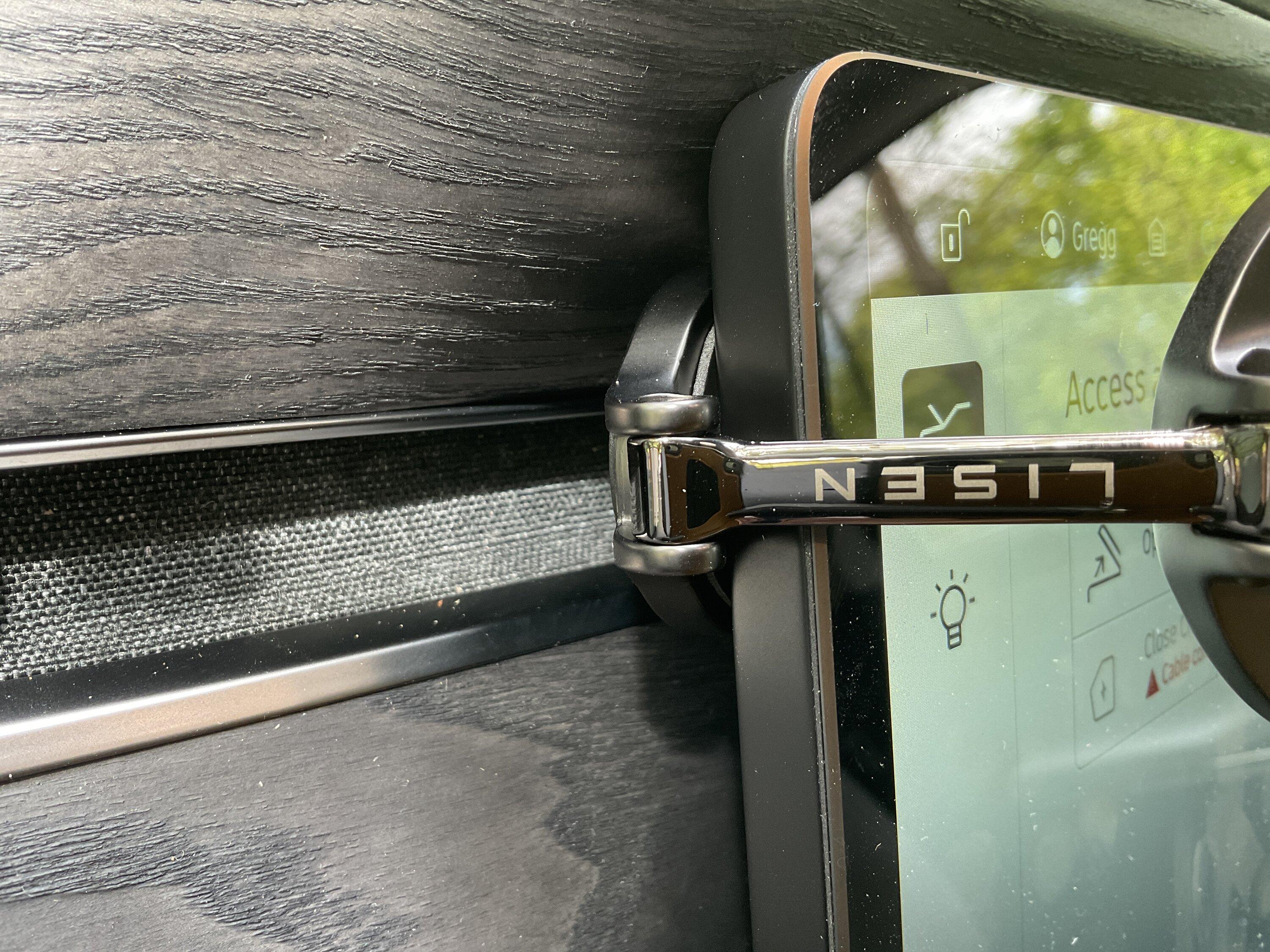 Rivian R1T R1S New magnetic phone mount 9B940A94-B30B-4D19-B198-B34F13ABBB36