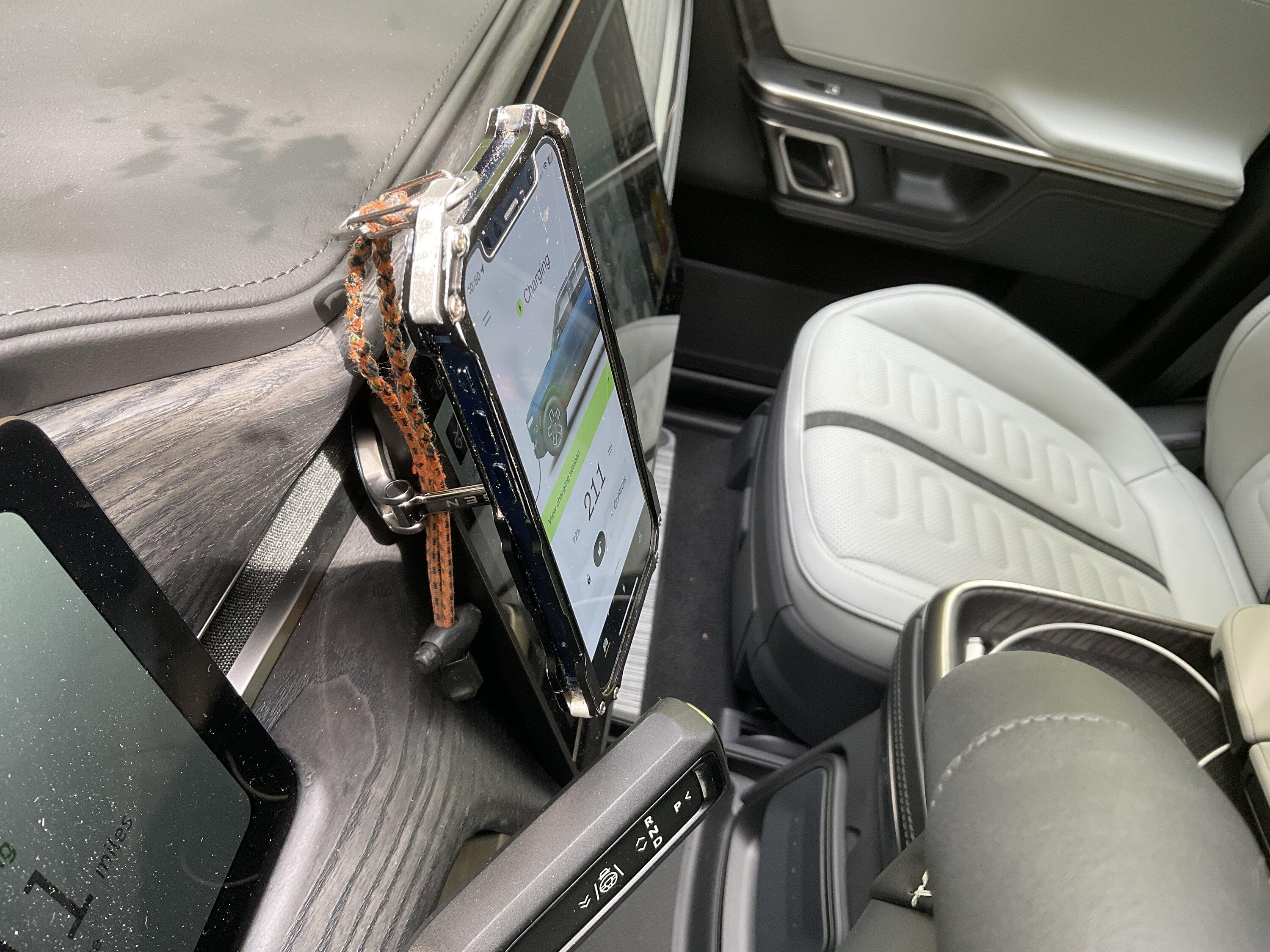 Rivian R1T R1S New magnetic phone mount 9003DB40-5691-4351-9A23-B0267D09D27B