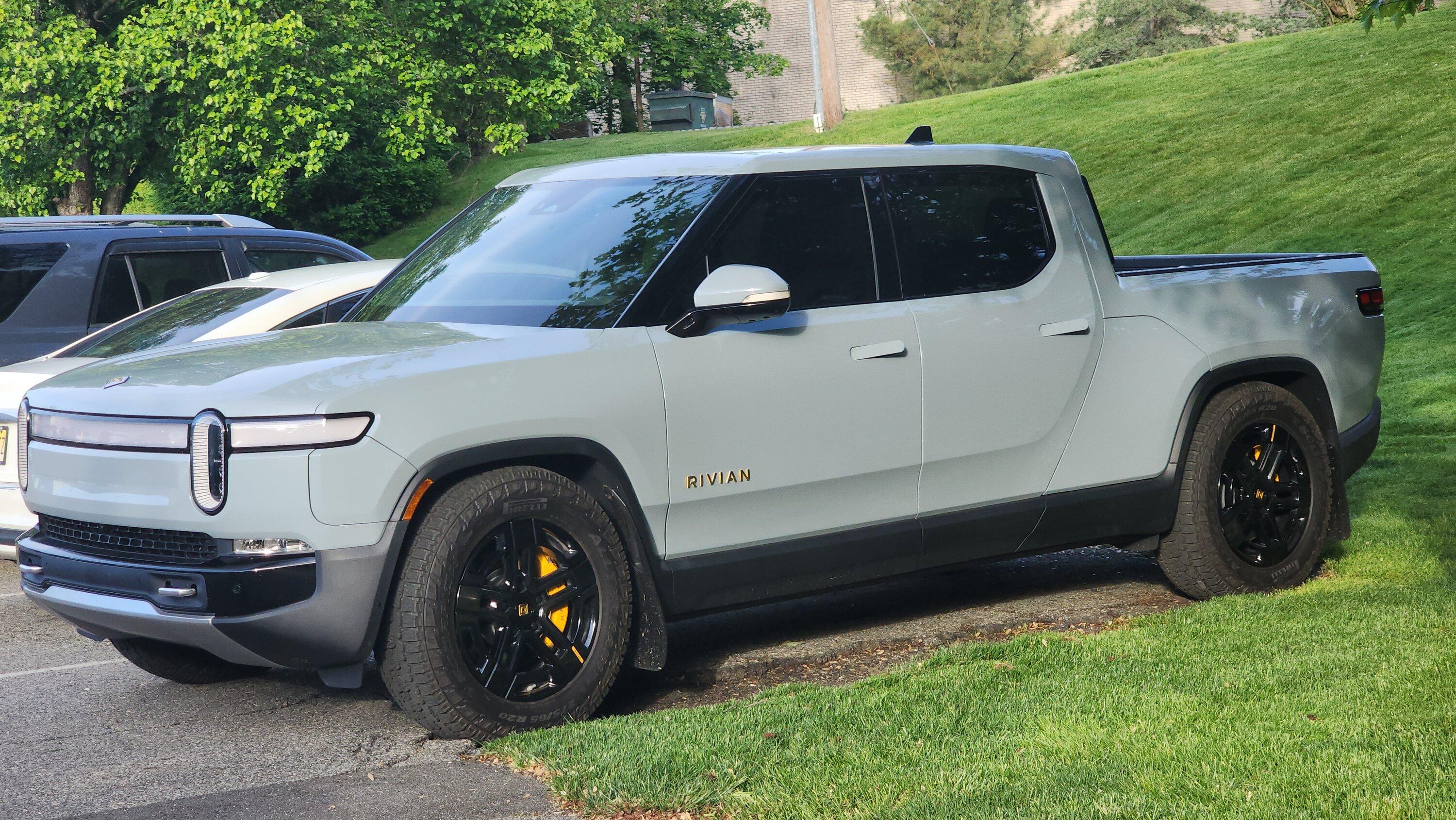Rivian R1T R1S Rally Armor Mud flaps installed 20230509_072524