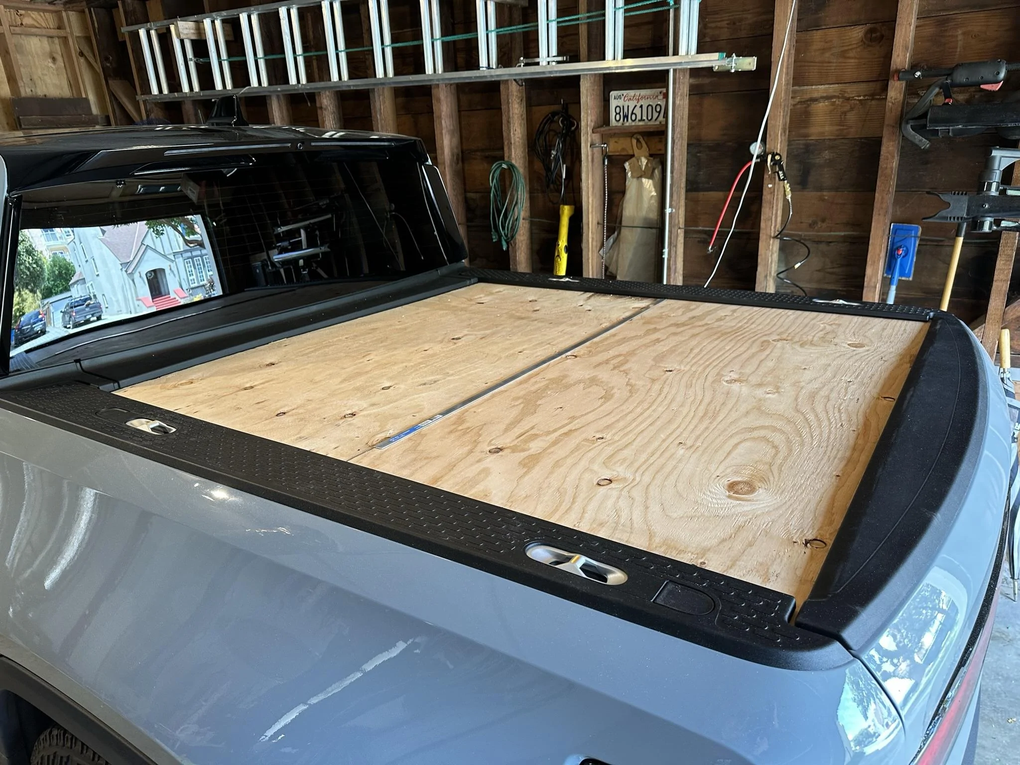 Rivian R1T R1S DIY temporary tonneau / bed cover? IMG_0026