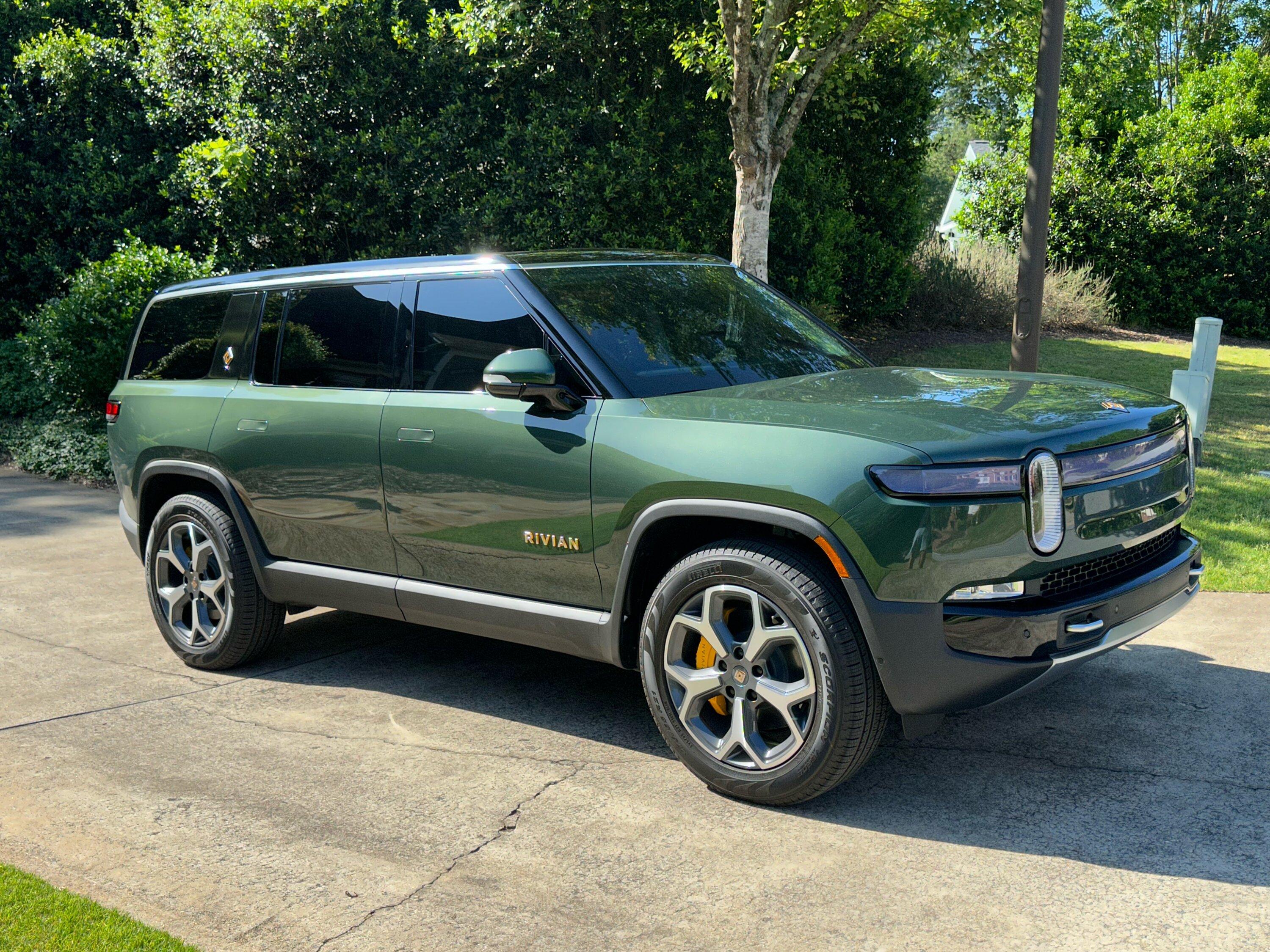 Rivian R1T R1S $78,885 - 2023 Rivian R1S - Forest Green & Ocean Coast Dark Ash - Underbody - Extras!!! IMG_3978D.JPG