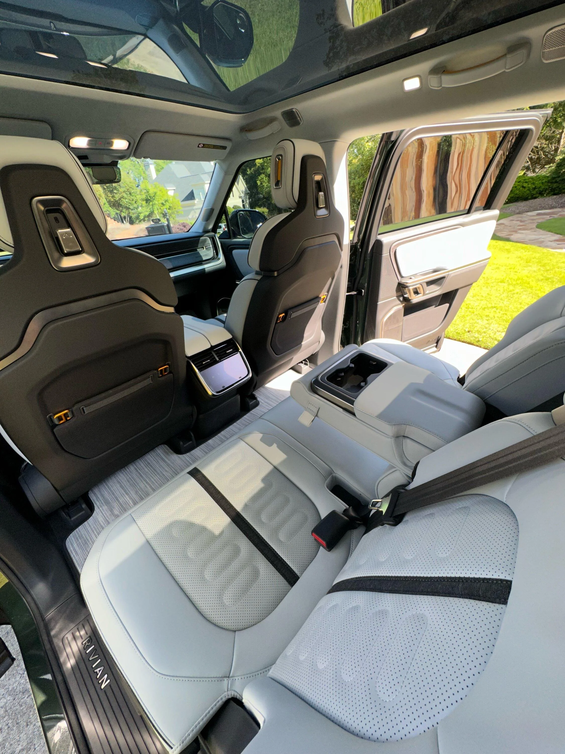 Rivian R1T R1S $78,885 - 2023 Rivian R1S - Forest Green & Ocean Coast Dark Ash - Underbody - Extras!!! IMG_3988D