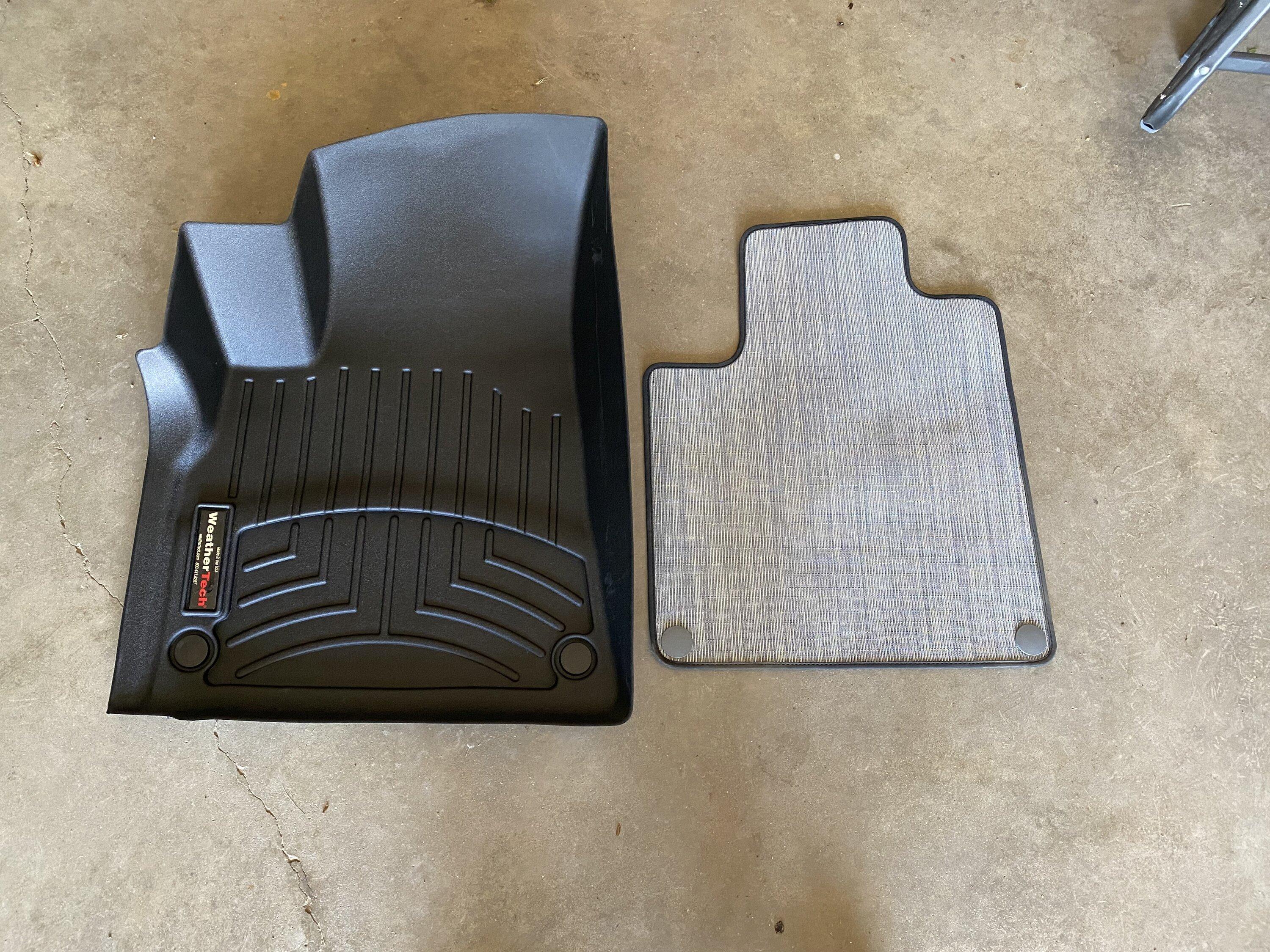 Rivian R1T R1S R1S - WeatherTech Front Mats IMG_1431