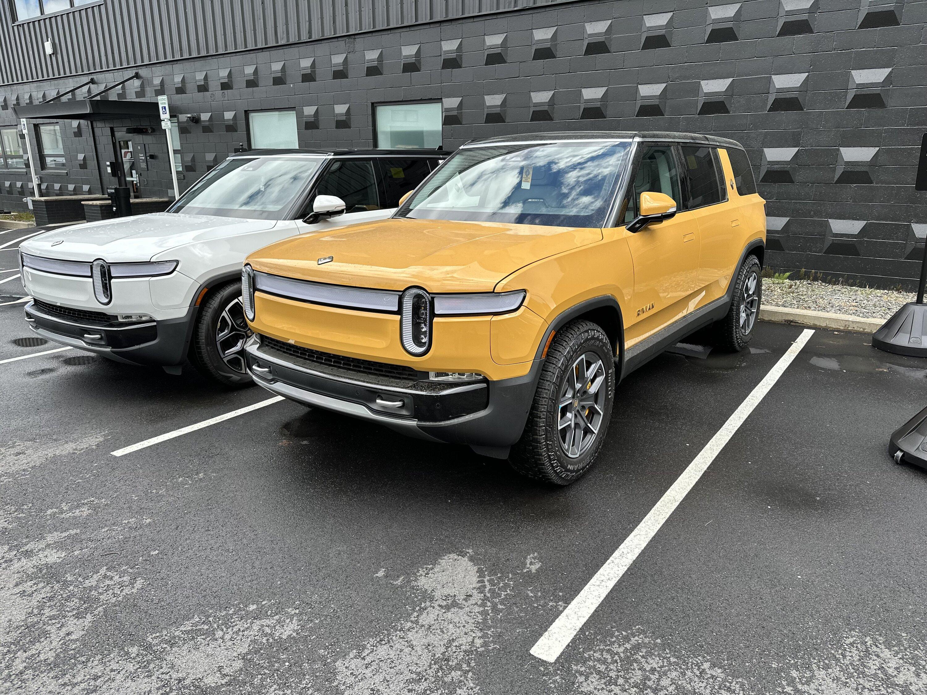 Rivian R1T R1S Visited the Chelsea, MA Rivian Service Center 70464466716__0EBA3BF7-B32B-4061-9294-62F812EAECD7