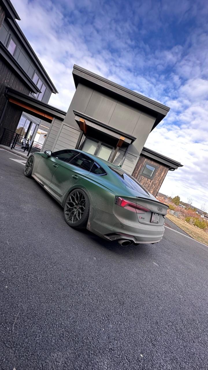 Rivian R1T R1S Wanted: Filthy Stealth Pics IMG_8360
