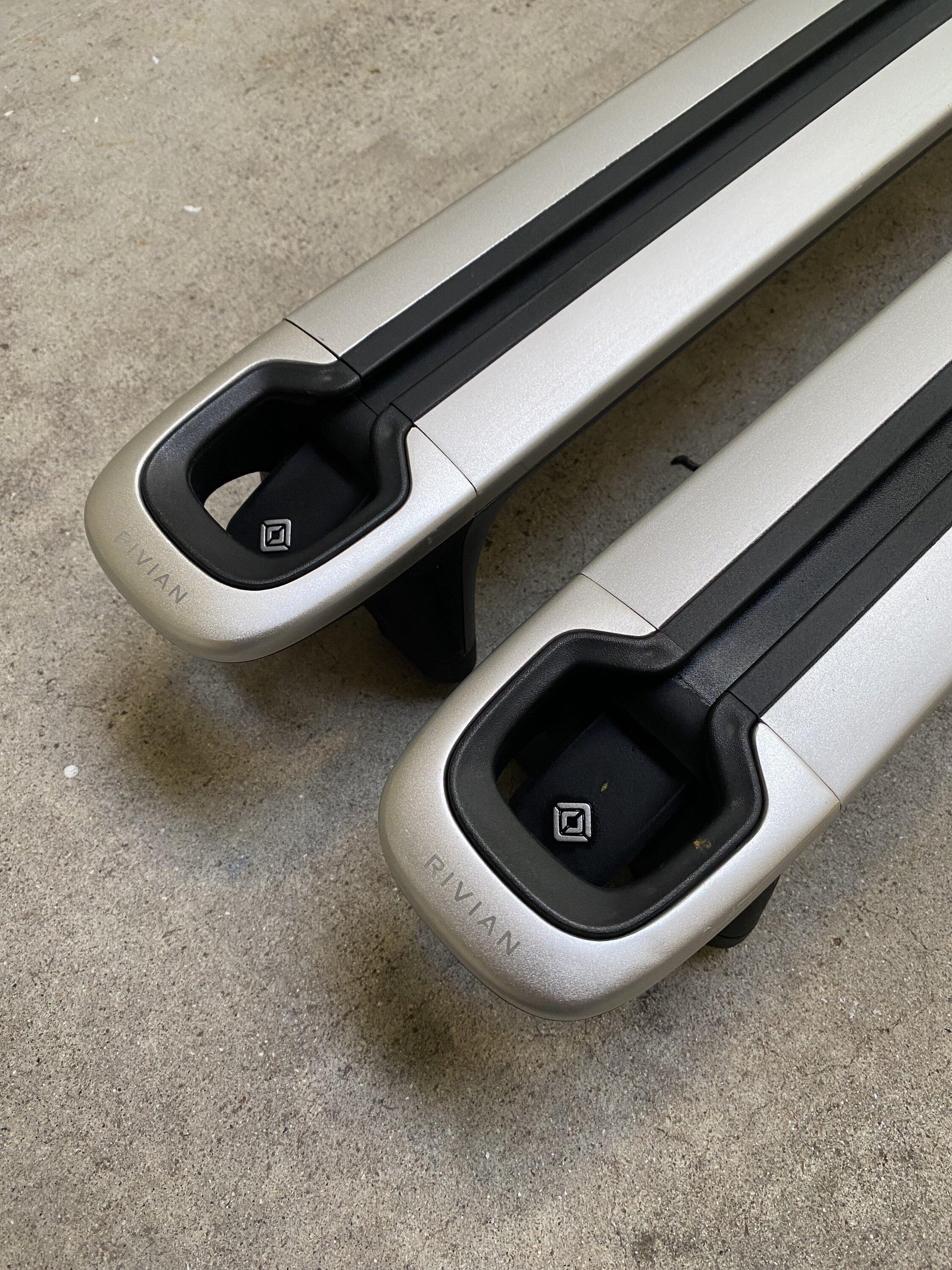 Rivian R1T R1S Used Cargo Crossbars IMG_3249
