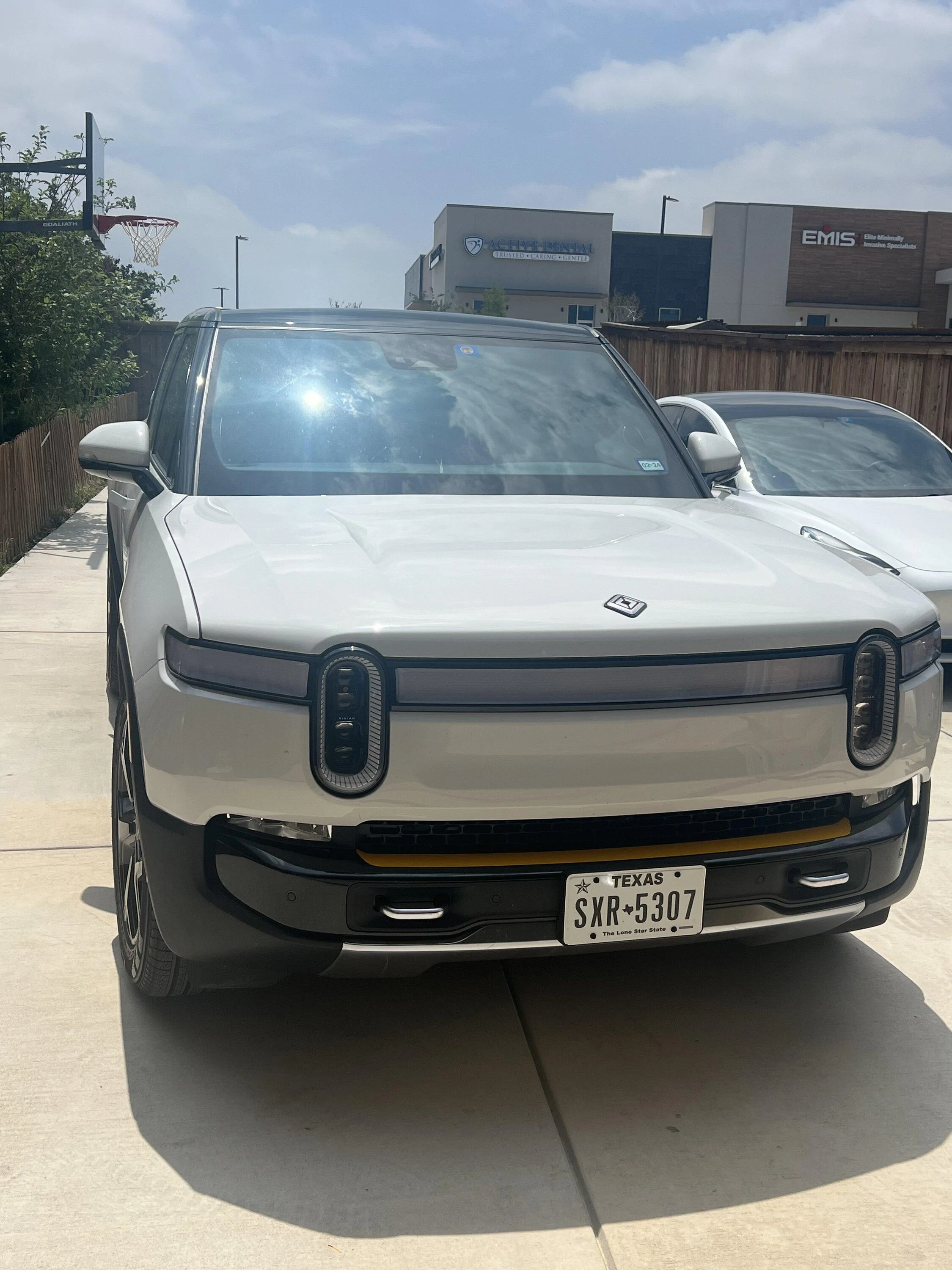Rivian R1T R1S Amber Foglight Mod Using Lamin-X Film IMG_1836