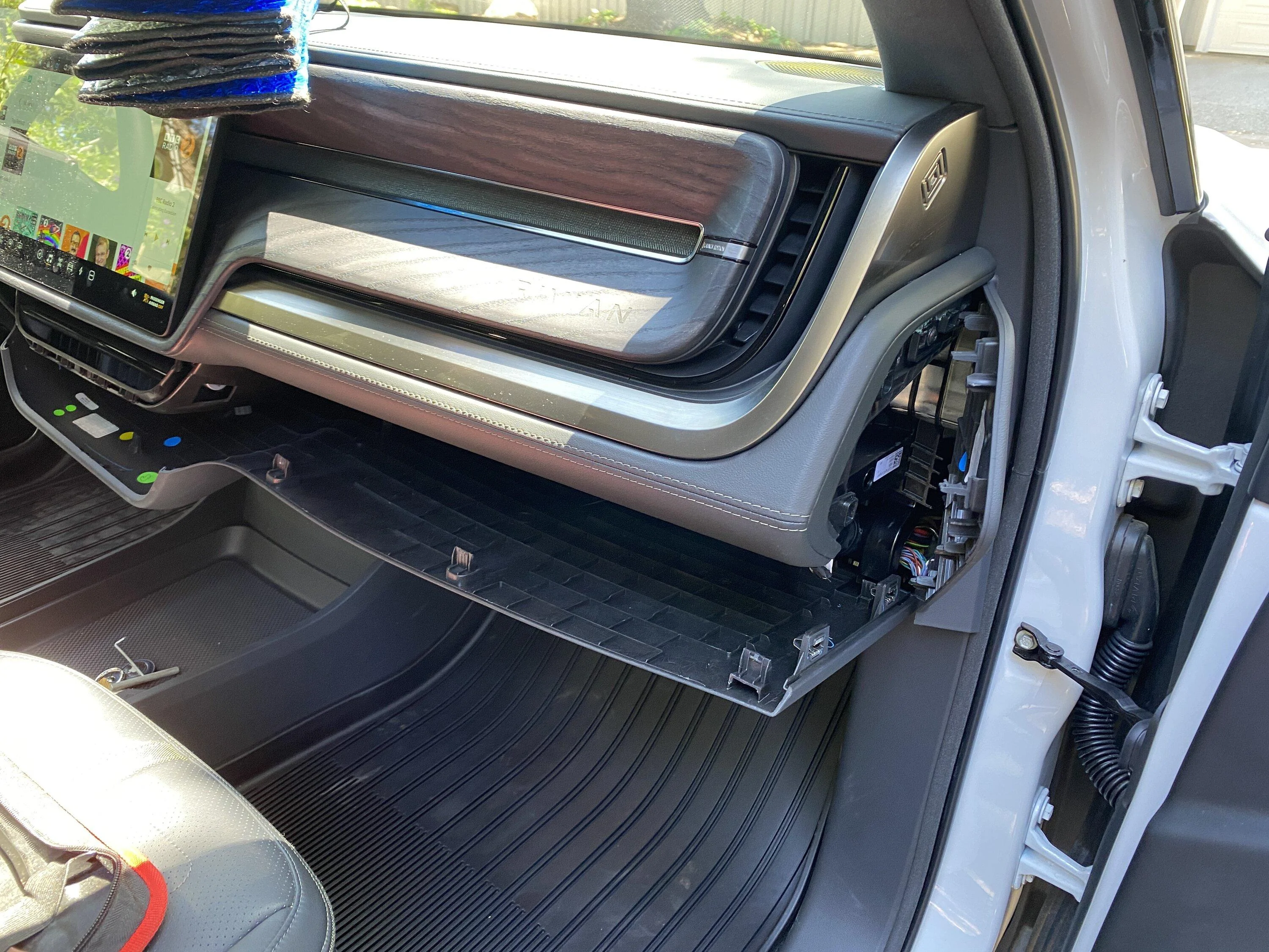 Rivian R1T R1S Radar Detector hardwire, who has done it? 20230513_195611349_iOS