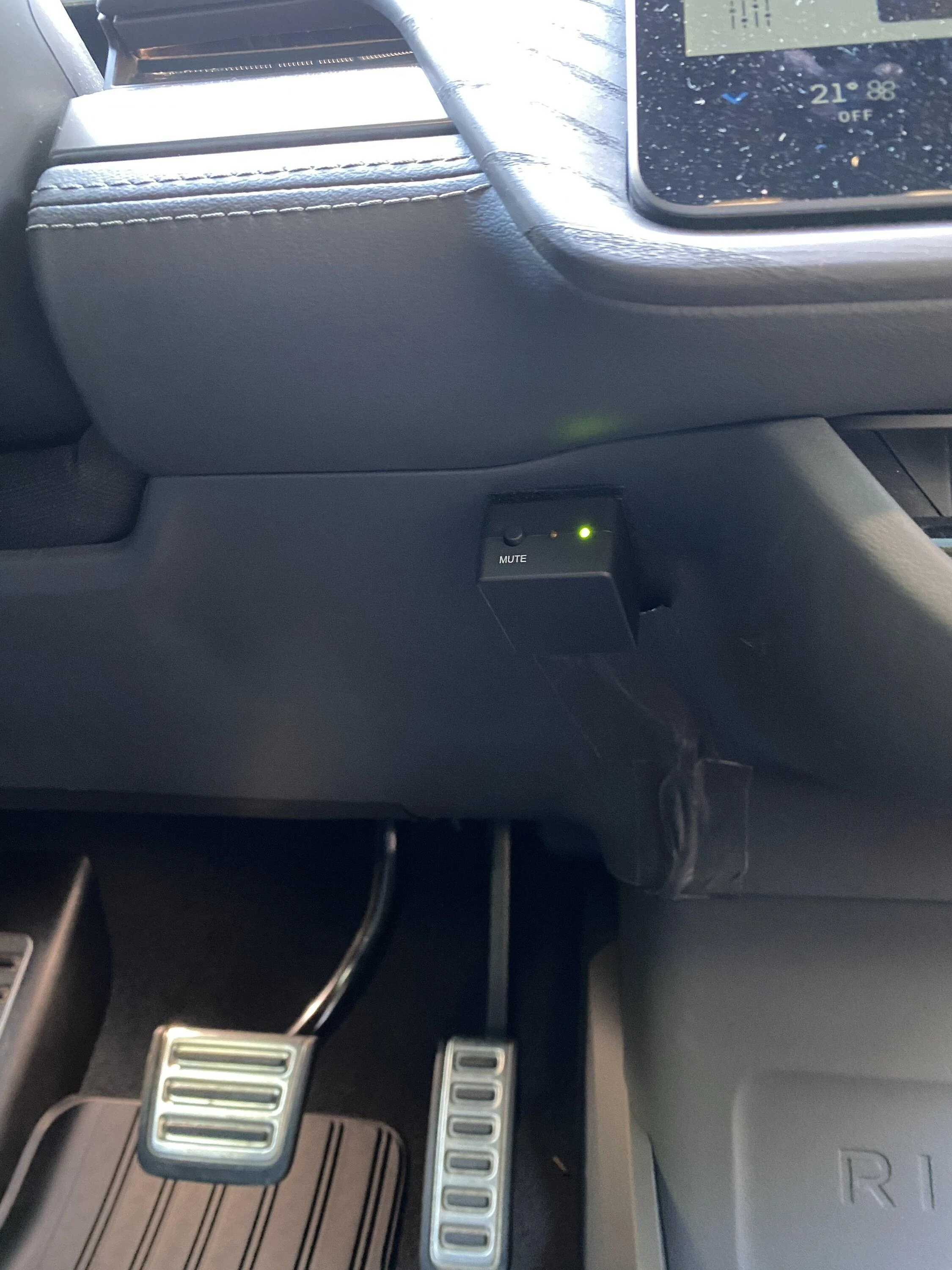 Rivian R1T R1S Radar Detector hardwire, who has done it? 20230513_205839692_iOS