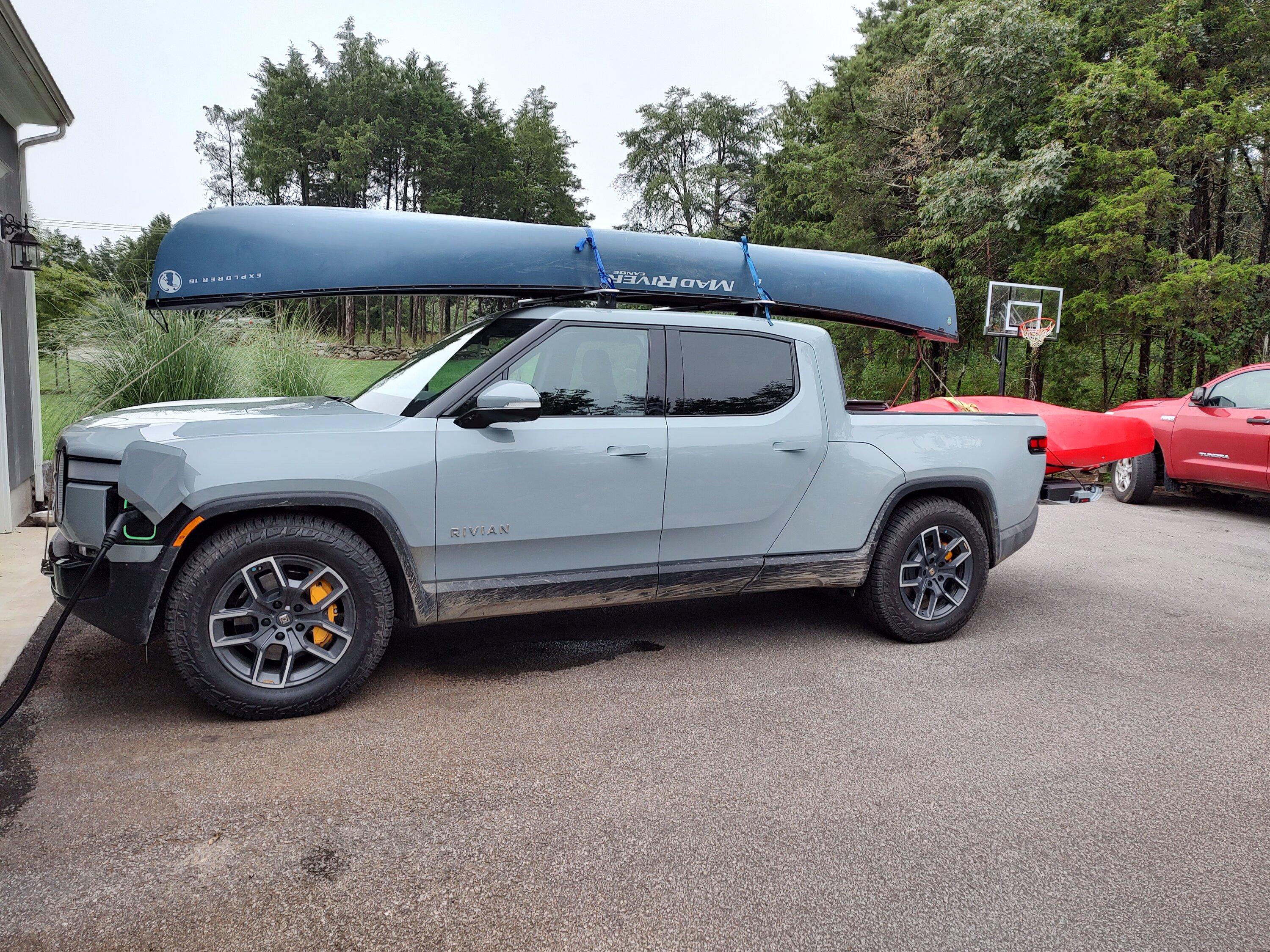 Rivian R1T R1S Kayak Transport IMG_20220827_091513626_HDR