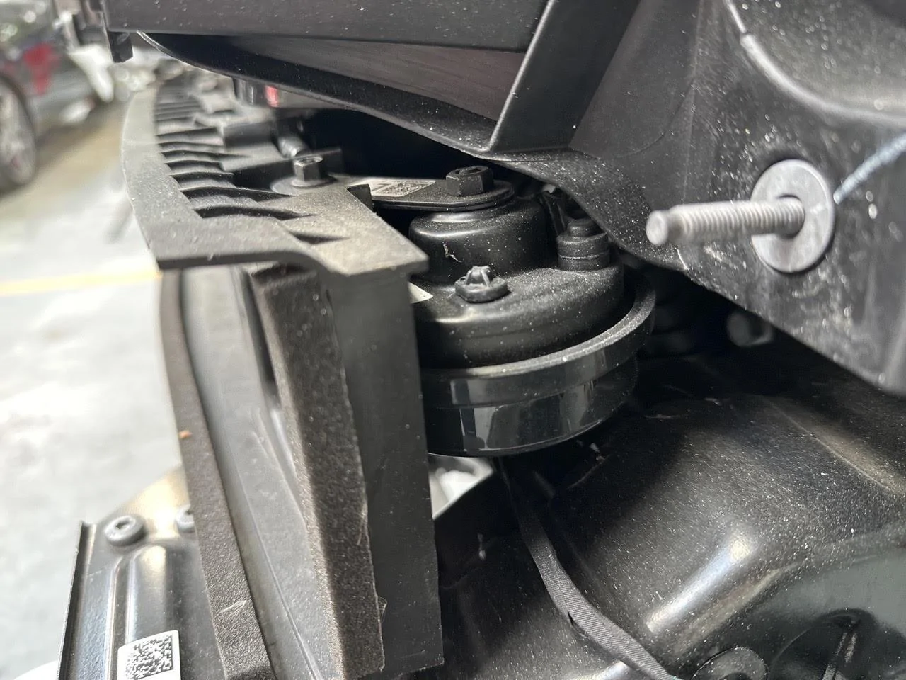 Rivian R1T R1S Horn - Needs work! horn 1