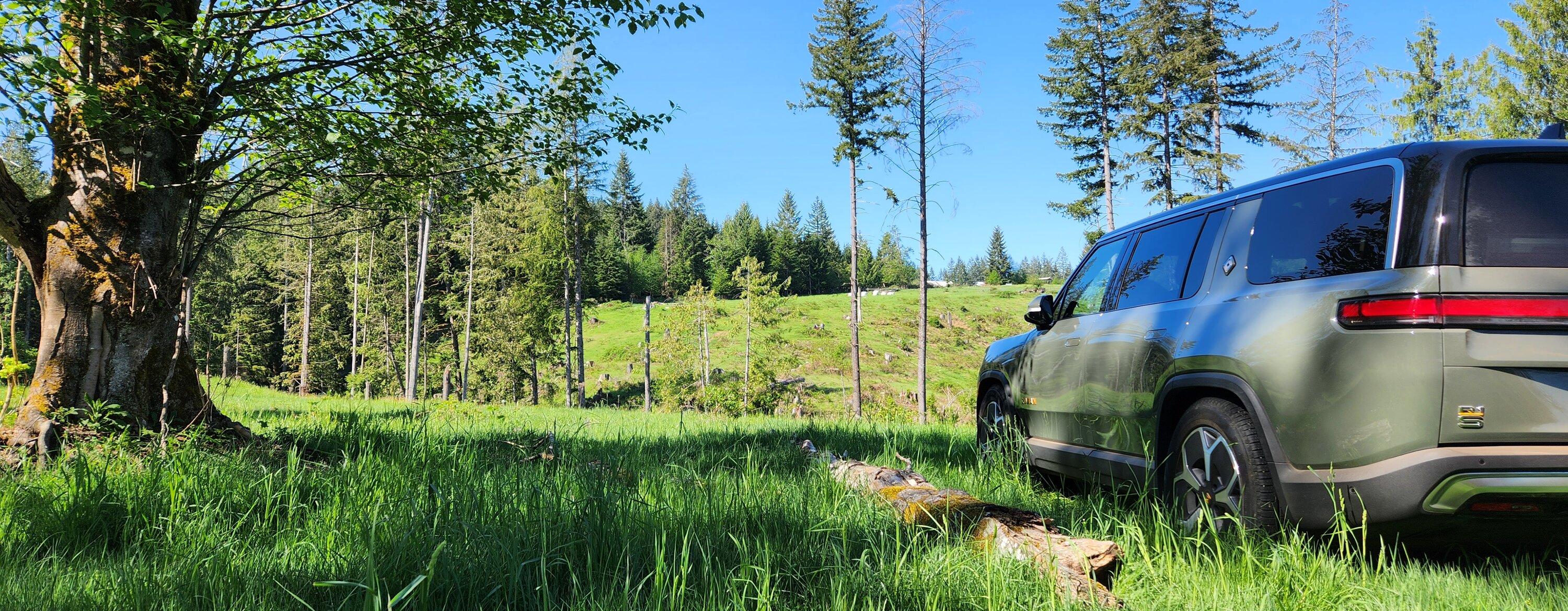 Rivian R1T R1S Packing Technique?  Not sure if this fits the category... 20230517_100140