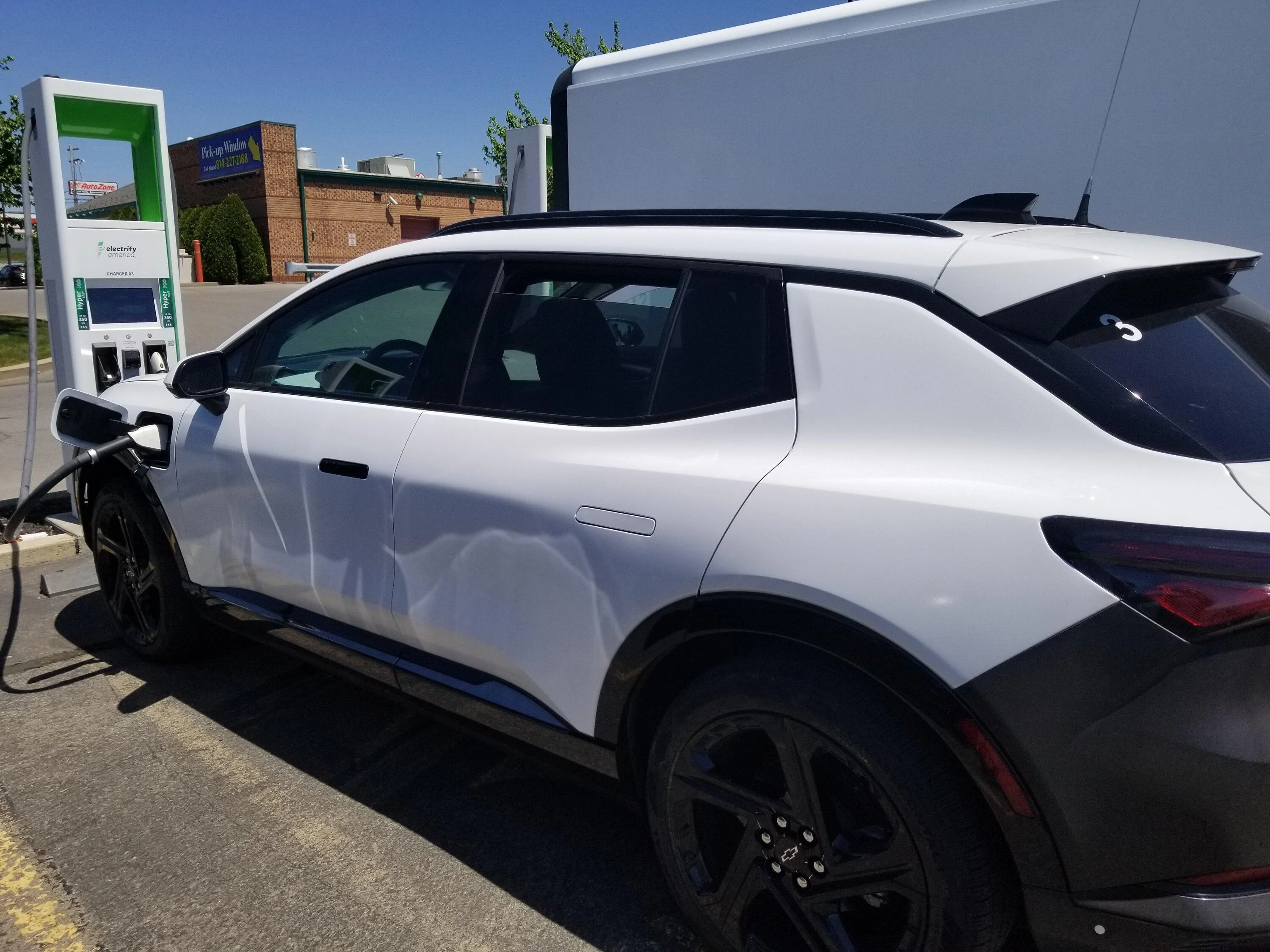 Rivian R1T R1S Entire Chevy fleet sighting 20230517_125932