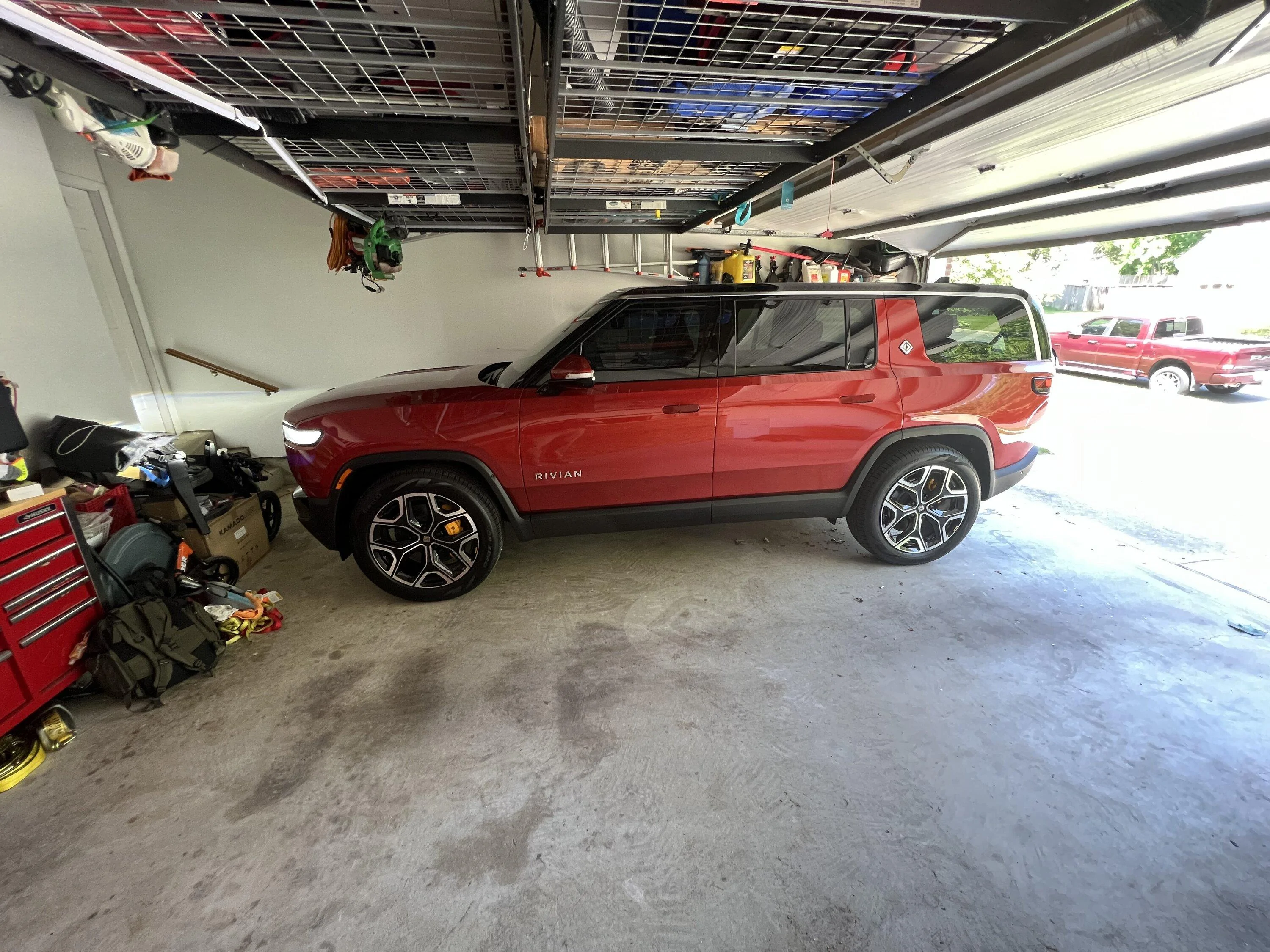 Rivian R1T R1S RED CANYON Rivian Photos IMG_3005