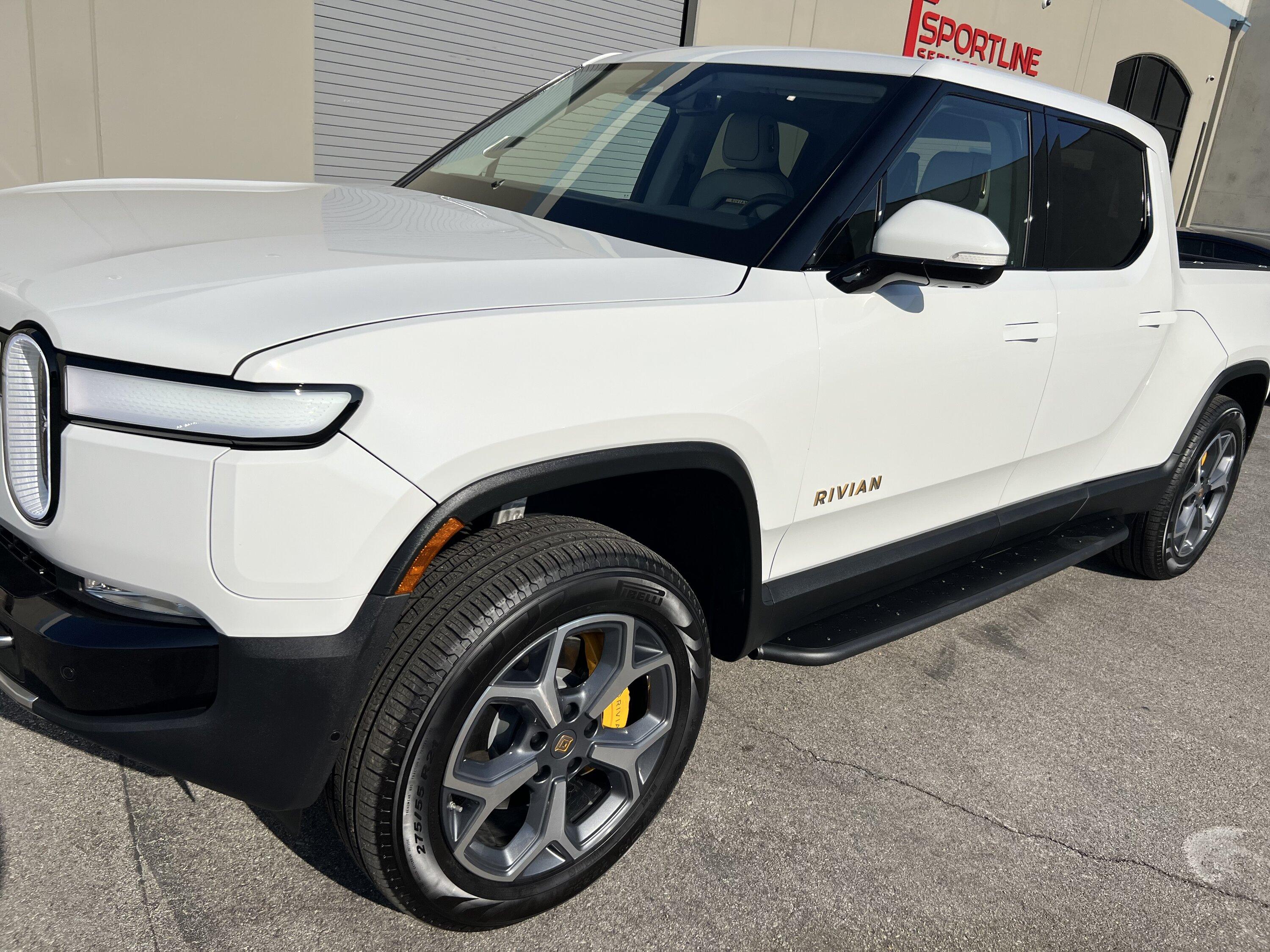 Rivian R1T R1S Introducing RMaxx Running Boards & Rock Sliders for Rivian R1T / R1S from Team 1EV IMG_0182