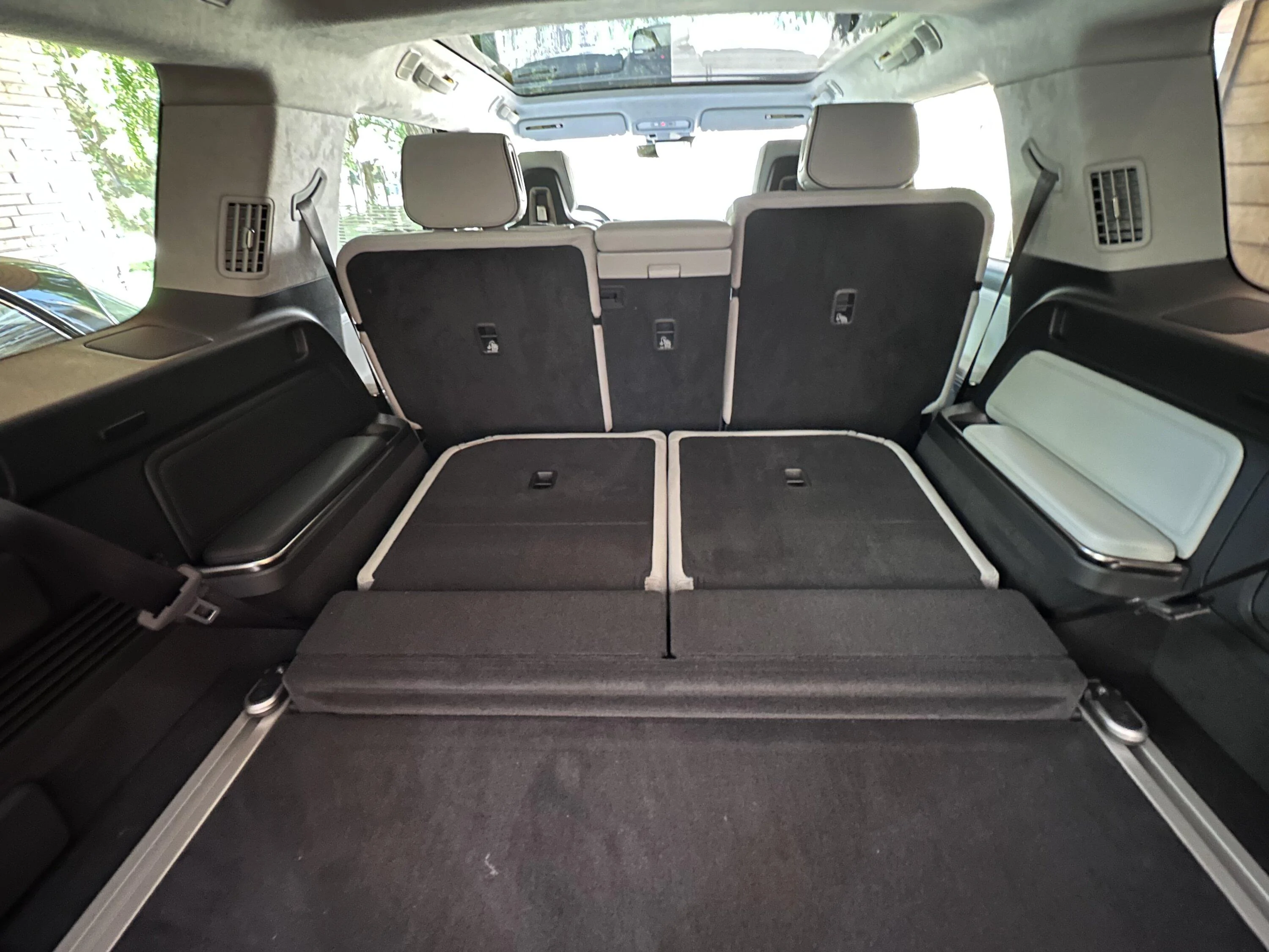 Rivian R1T R1S Mismatched interior from the factory 89DB895B-2B2B-4035-B075-3BA63BFE4F1C