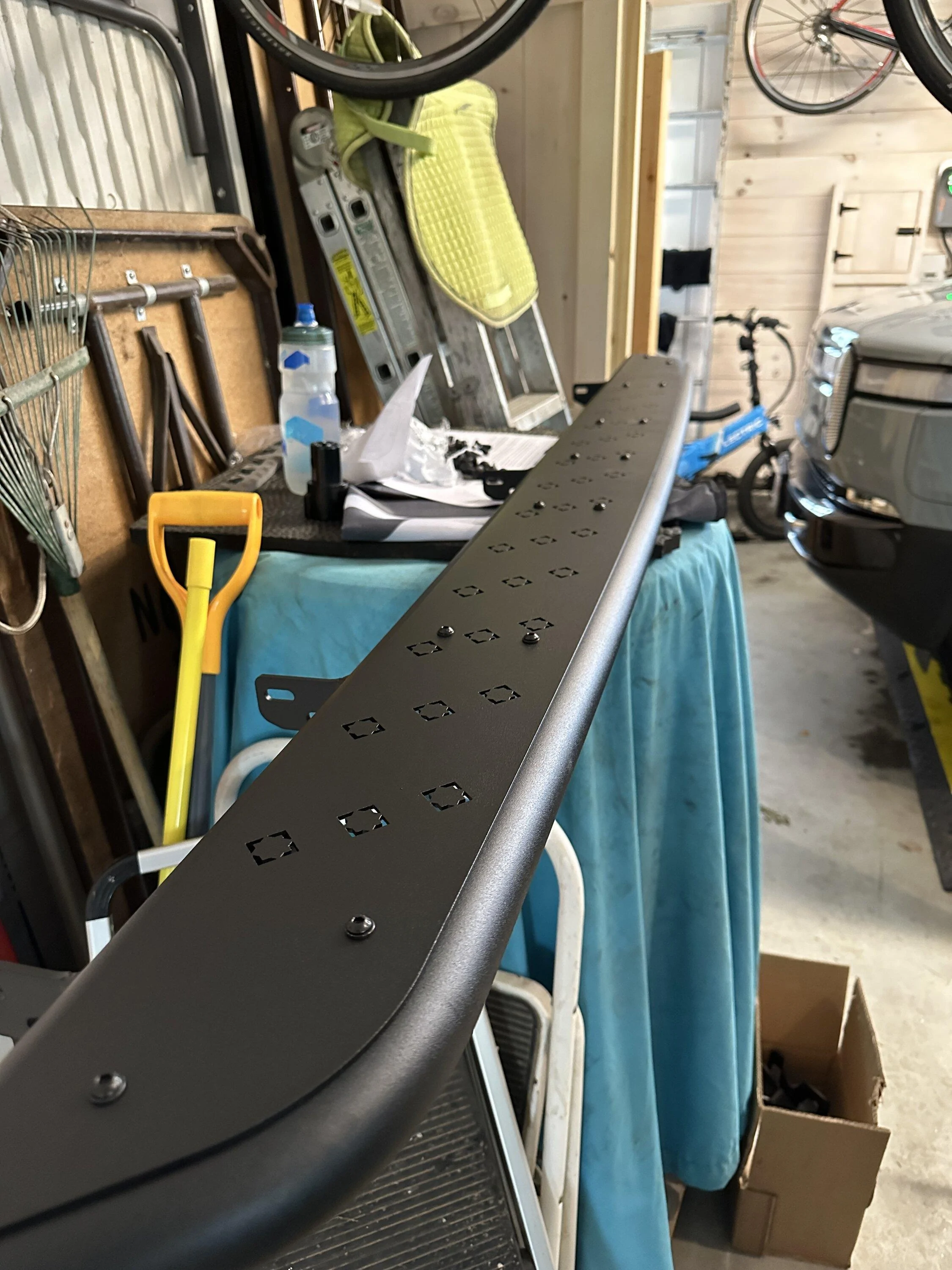 Rivian R1T R1S Master Thread:  Review of the EV Sportline RMaxx Running Boards/Sliders (from Team 1EV) IMG_1409
