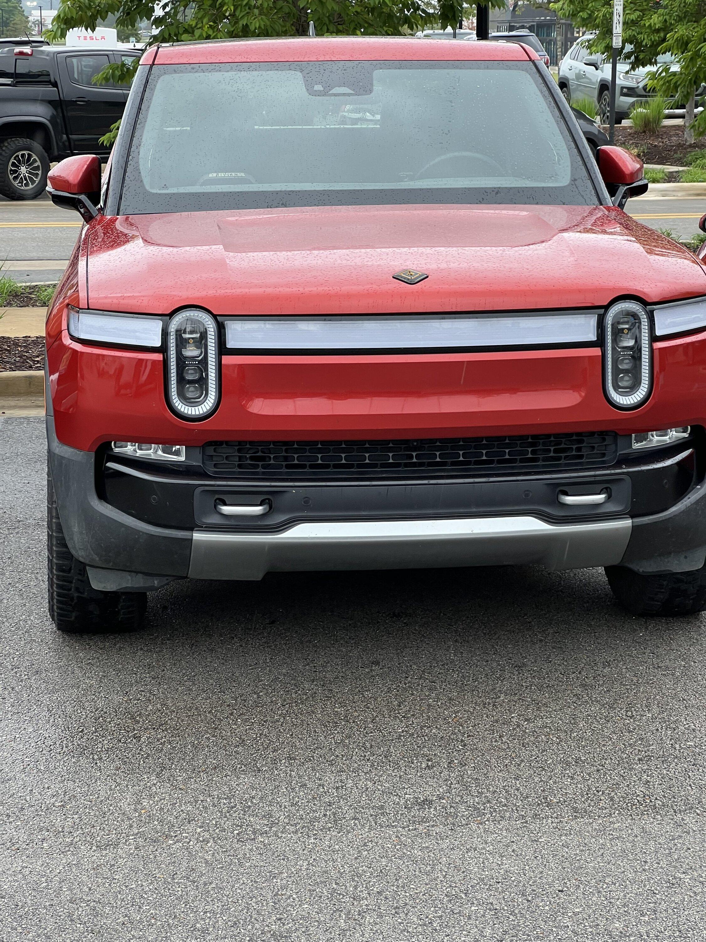 Rivian R1T R1S Alone in Alabama? IMG_0330