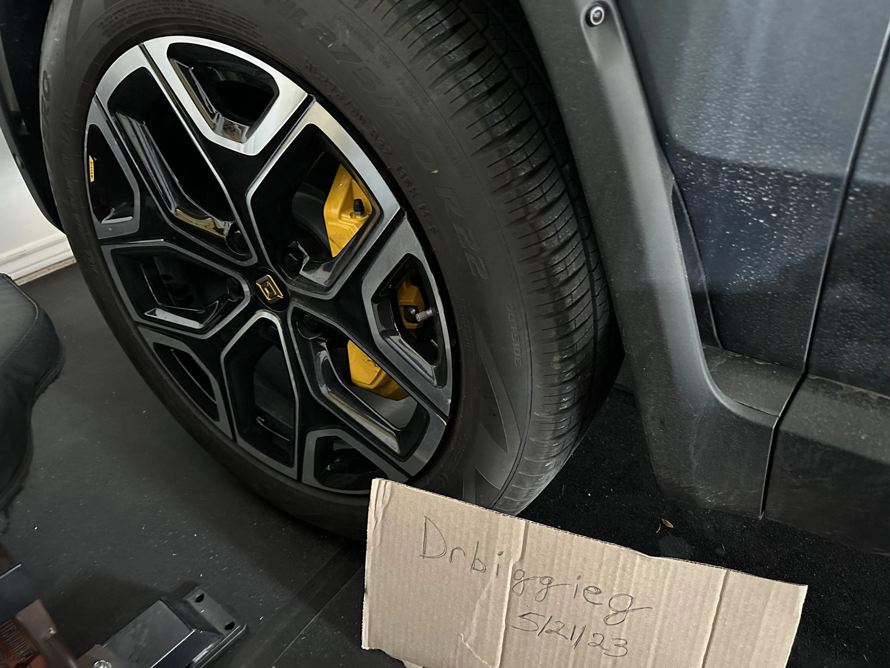 Rivian R1T R1S FS - 22” sport brights - set of 5 (DFW) - $3200 - considering parting out IMG_2146