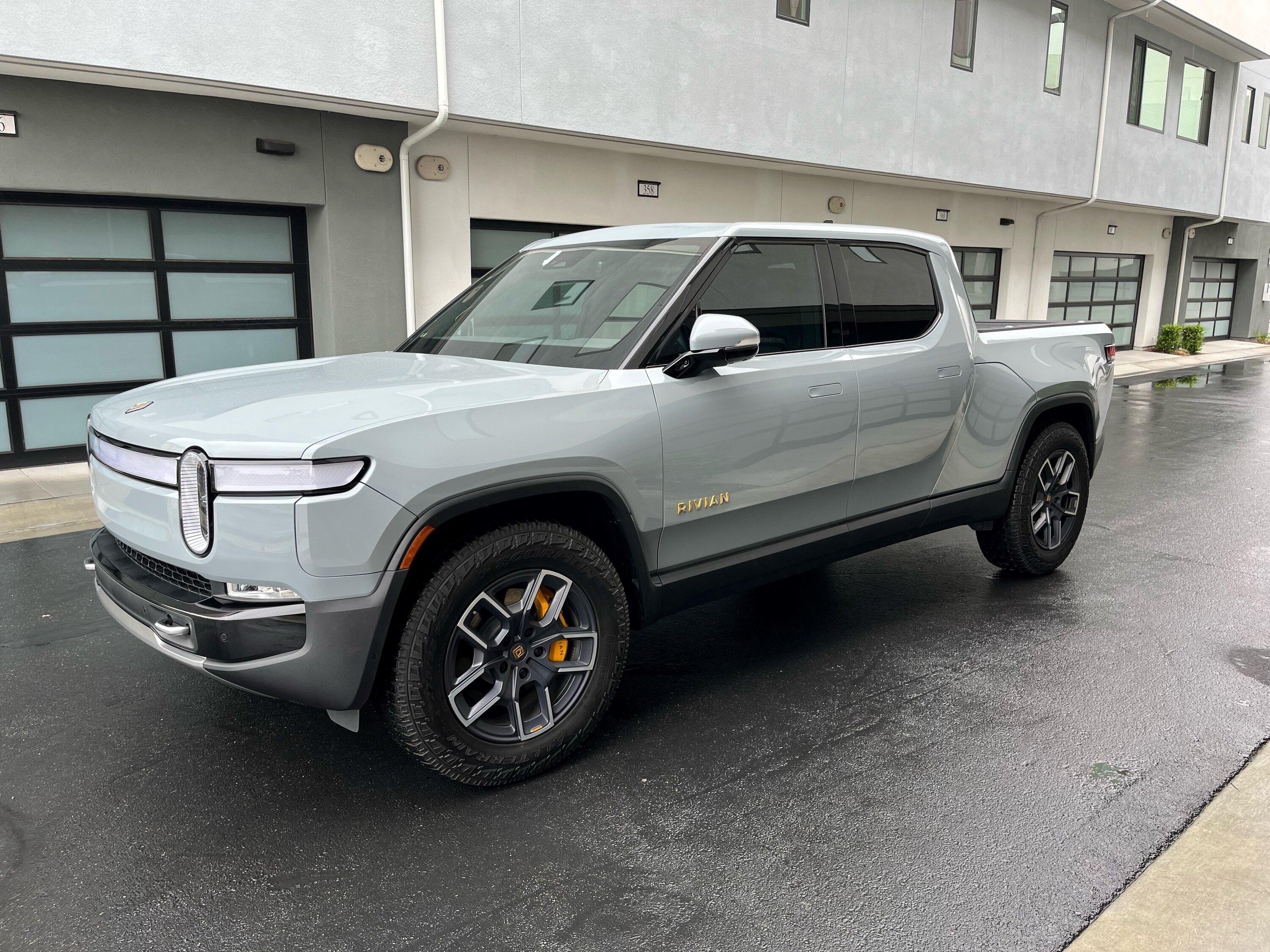 Rivian R1T R1S Limestone R1T Adventure/ATs - $79,000 12