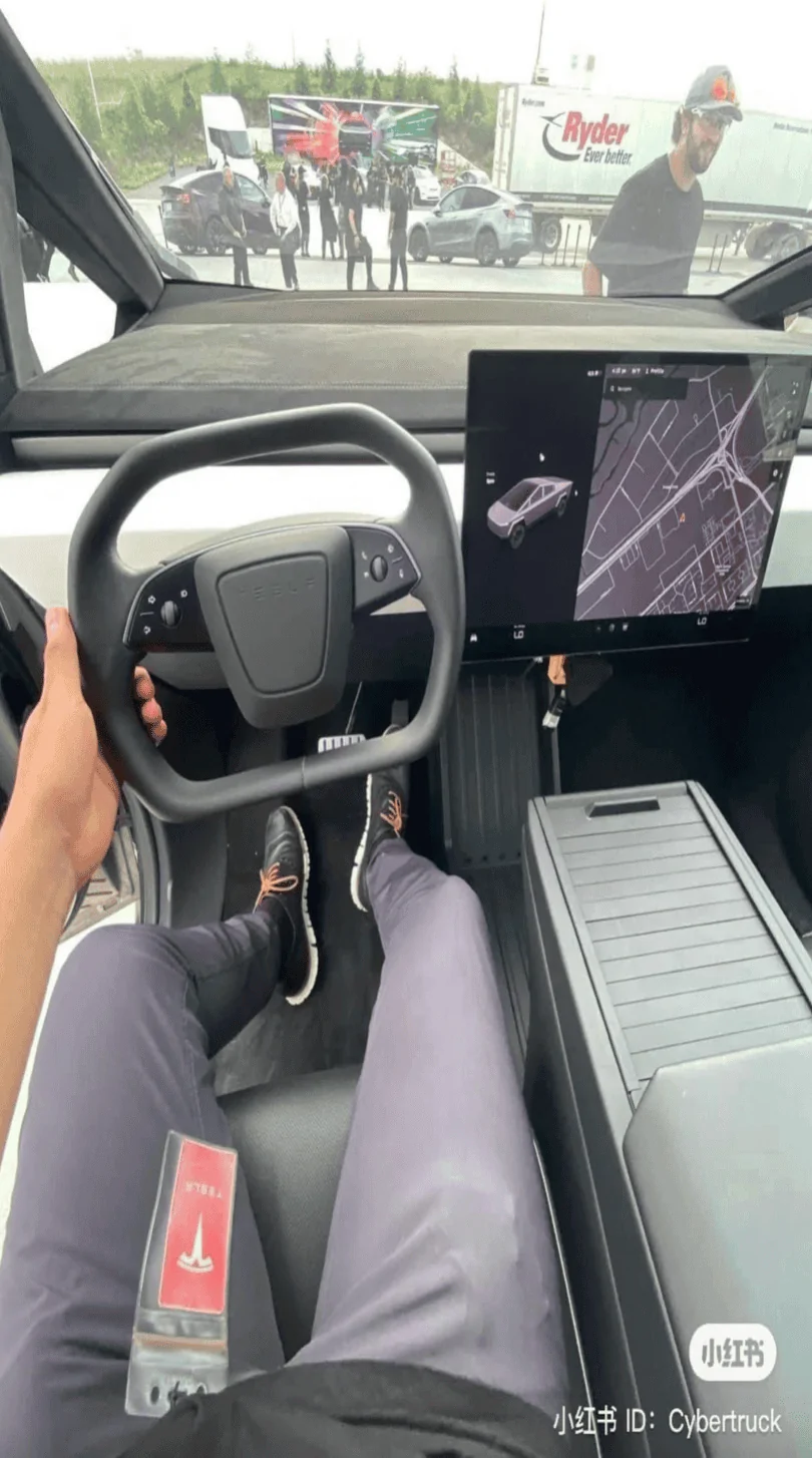 Rivian R1T R1S Leaked photos of CyberTruck Interior Untitled