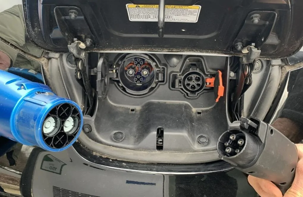 Rivian R1T R1S Ford/Tesla Deal: Access to Superchargers, adapter coming, future EVs will have NACS (Tesla) port ddyhzP8