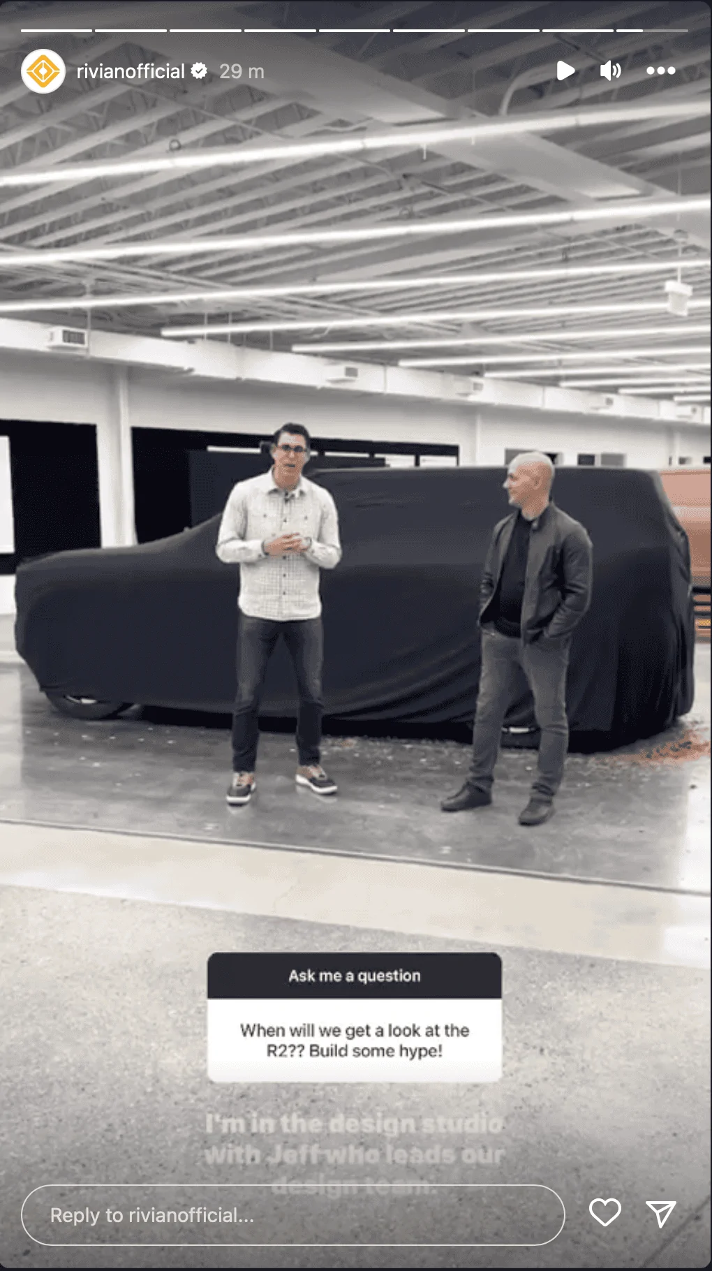 Rivian R1T R1S R2 clay model "revealed" under blanket cover! Screenshot 2023-05-26 at 19.08.18