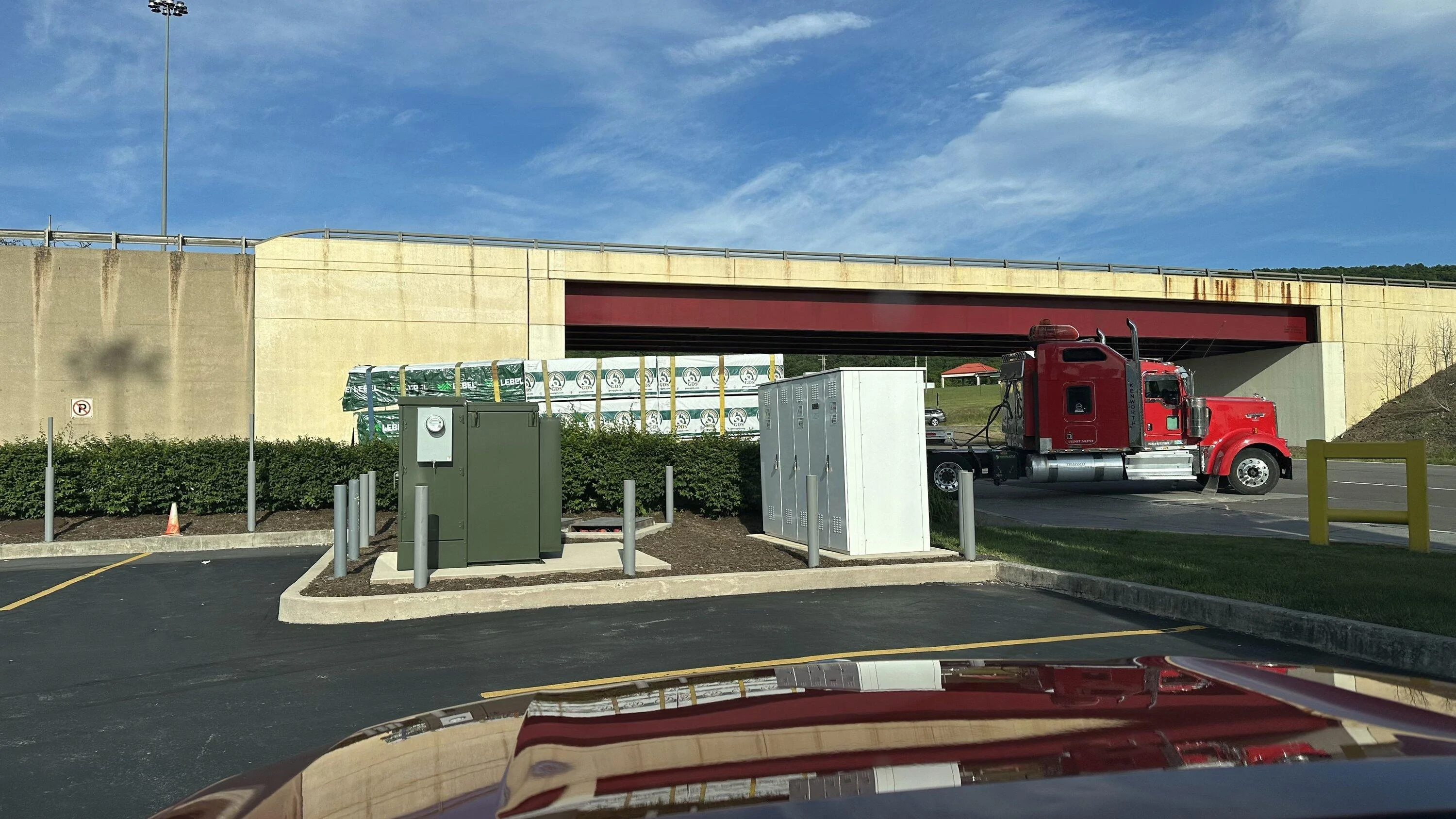 Rivian R1T R1S RAN Rivian Charging Stations Locations Map via Google Maps 20230526_220817532_iOS